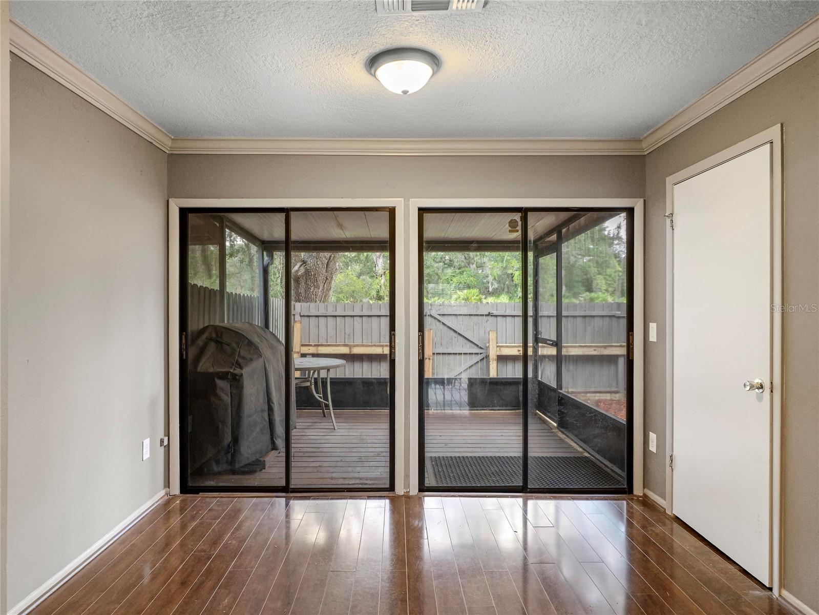 2820 Revere Ct Property Photo 14