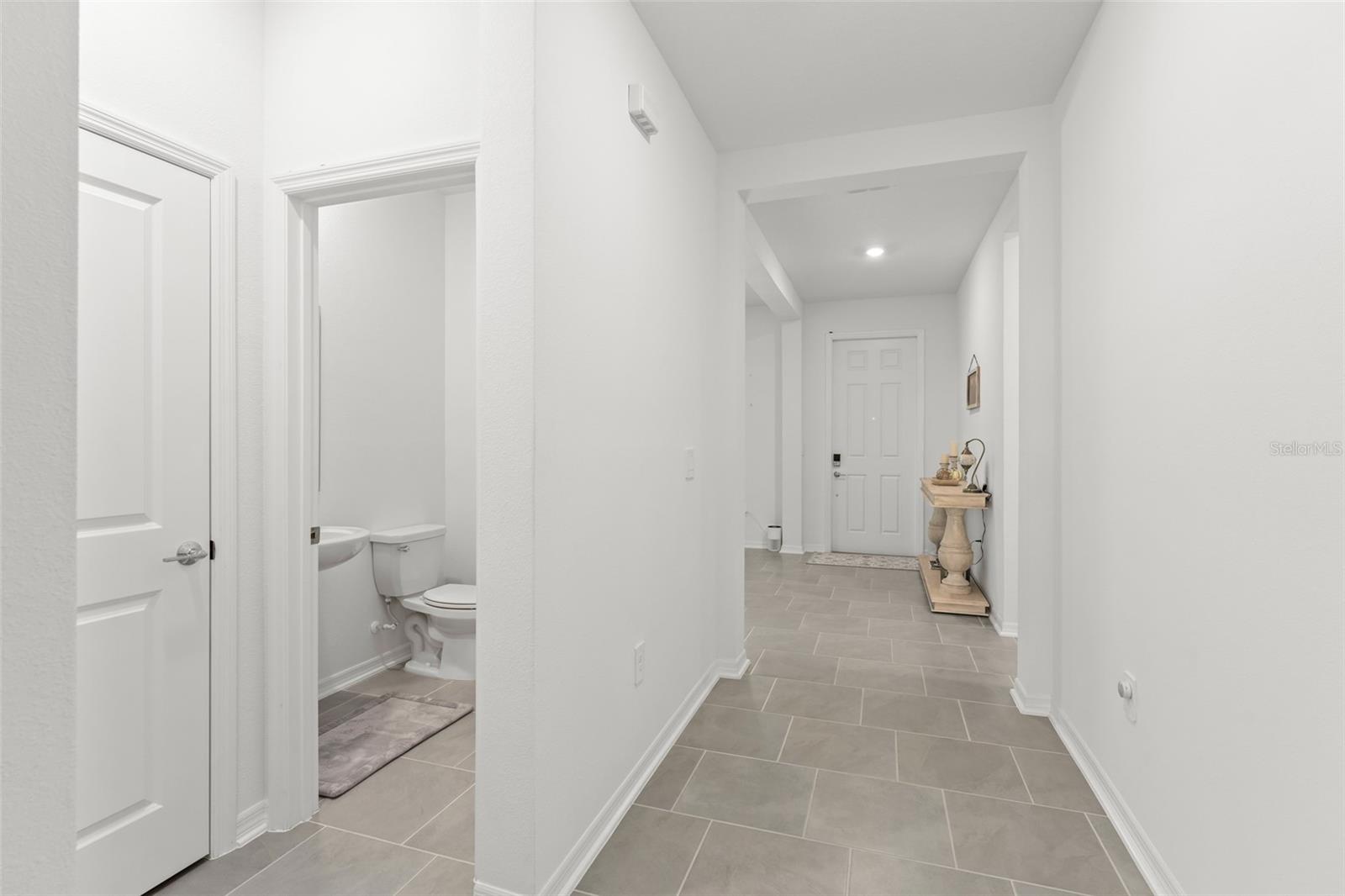 6025 Claystone Way Property Photo 12