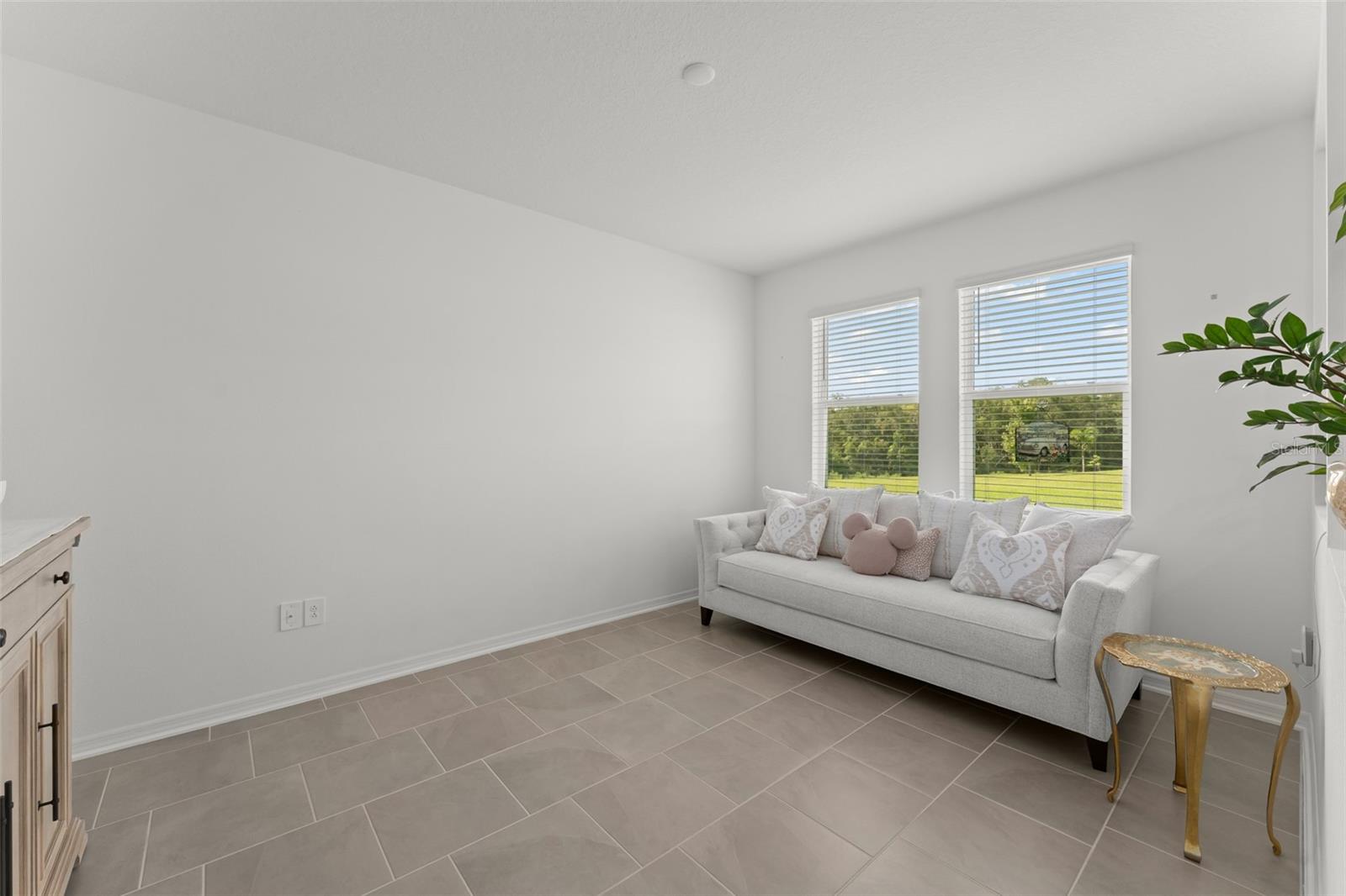 6025 Claystone Way Property Photo 24