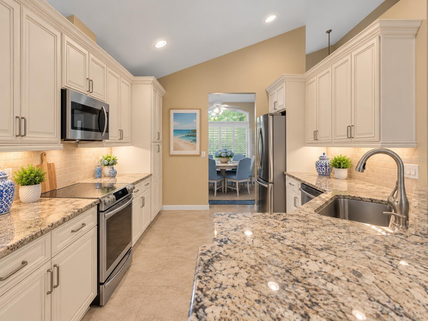 624 Hardwood Cir Property Photo 14