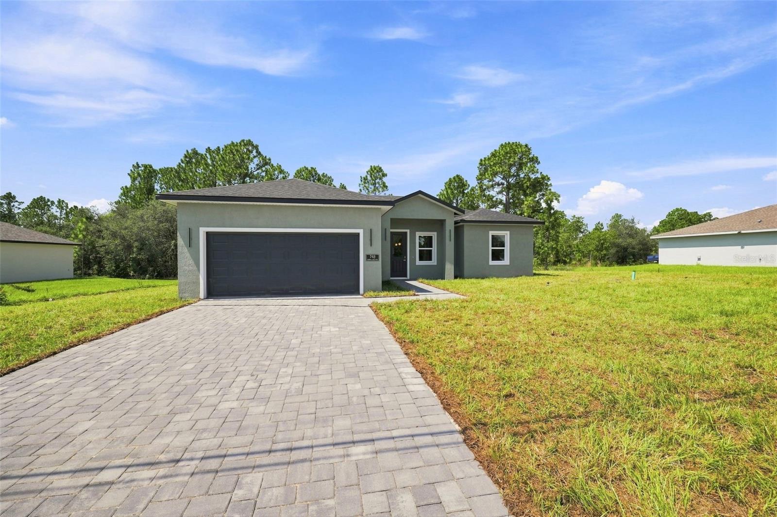 748 Marion Oaks Mnr Property Photo 5