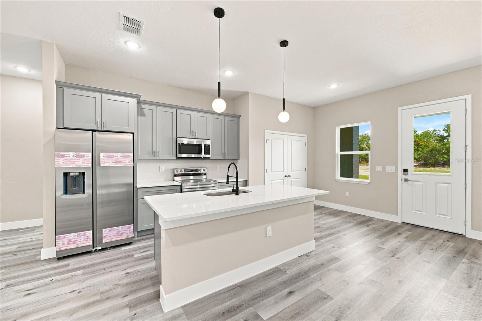 748 Marion Oaks Mnr Property Photo 18