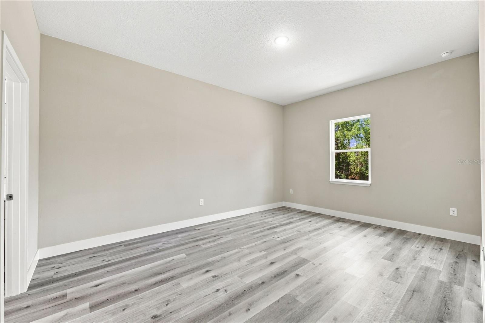 748 Marion Oaks Mnr Property Photo 21