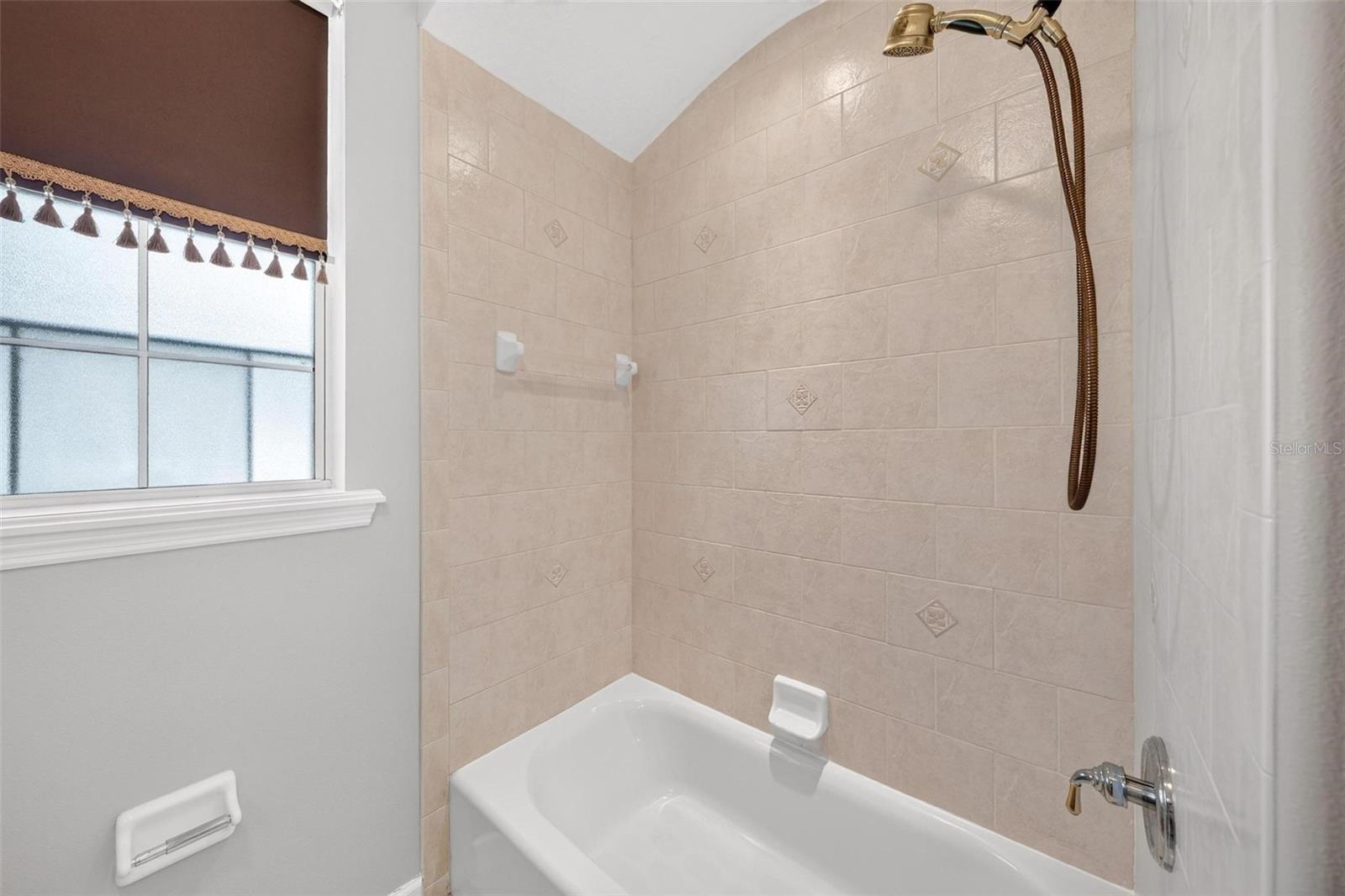 1070 Ceasars Ct Property Photo 30