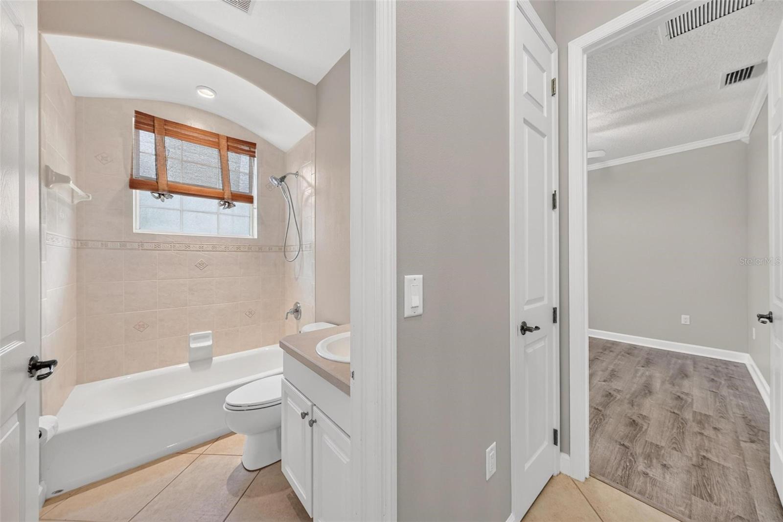 1070 Ceasars Ct Property Photo 42