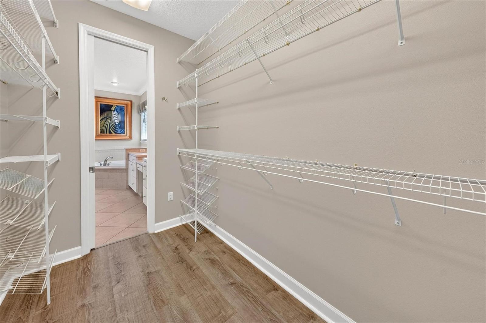 1070 Ceasars Ct Property Photo 46