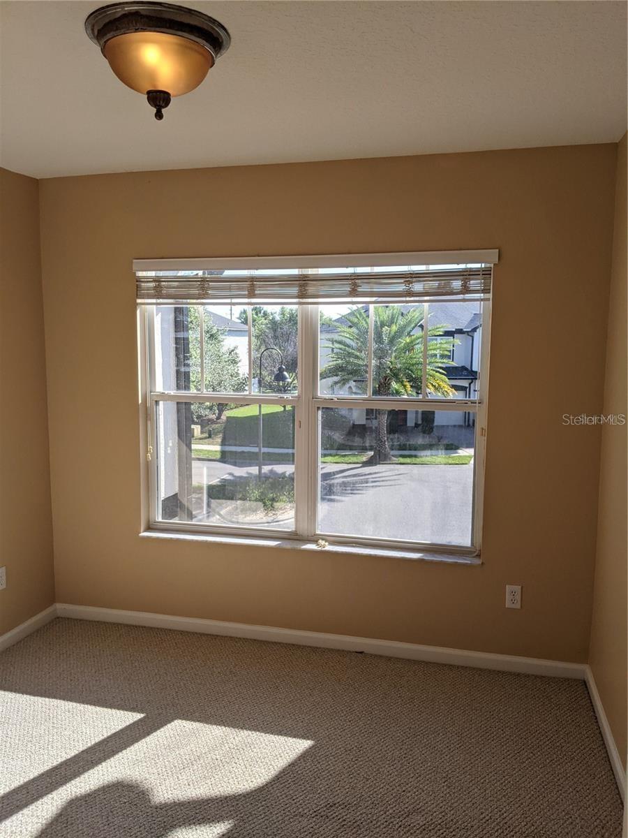 10272 Park Commons Dr Property Photo 16