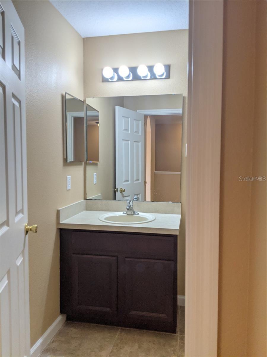 10272 Park Commons Dr Property Photo 17