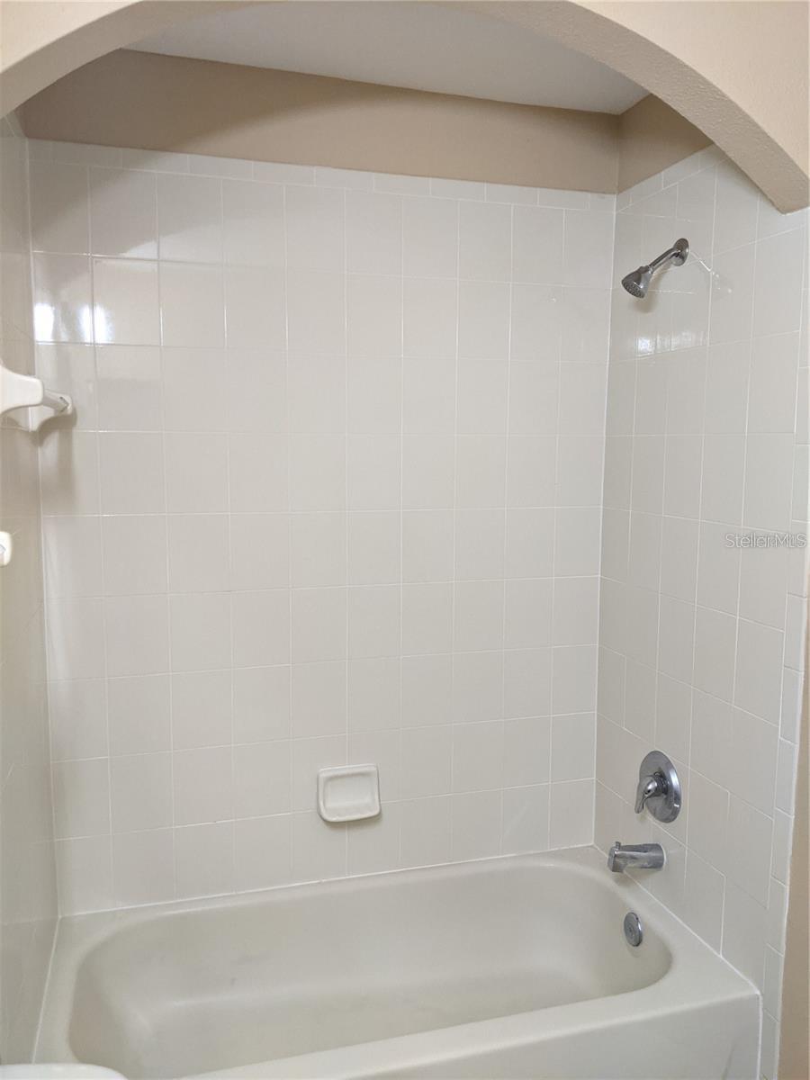 10272 Park Commons Dr Property Photo 19