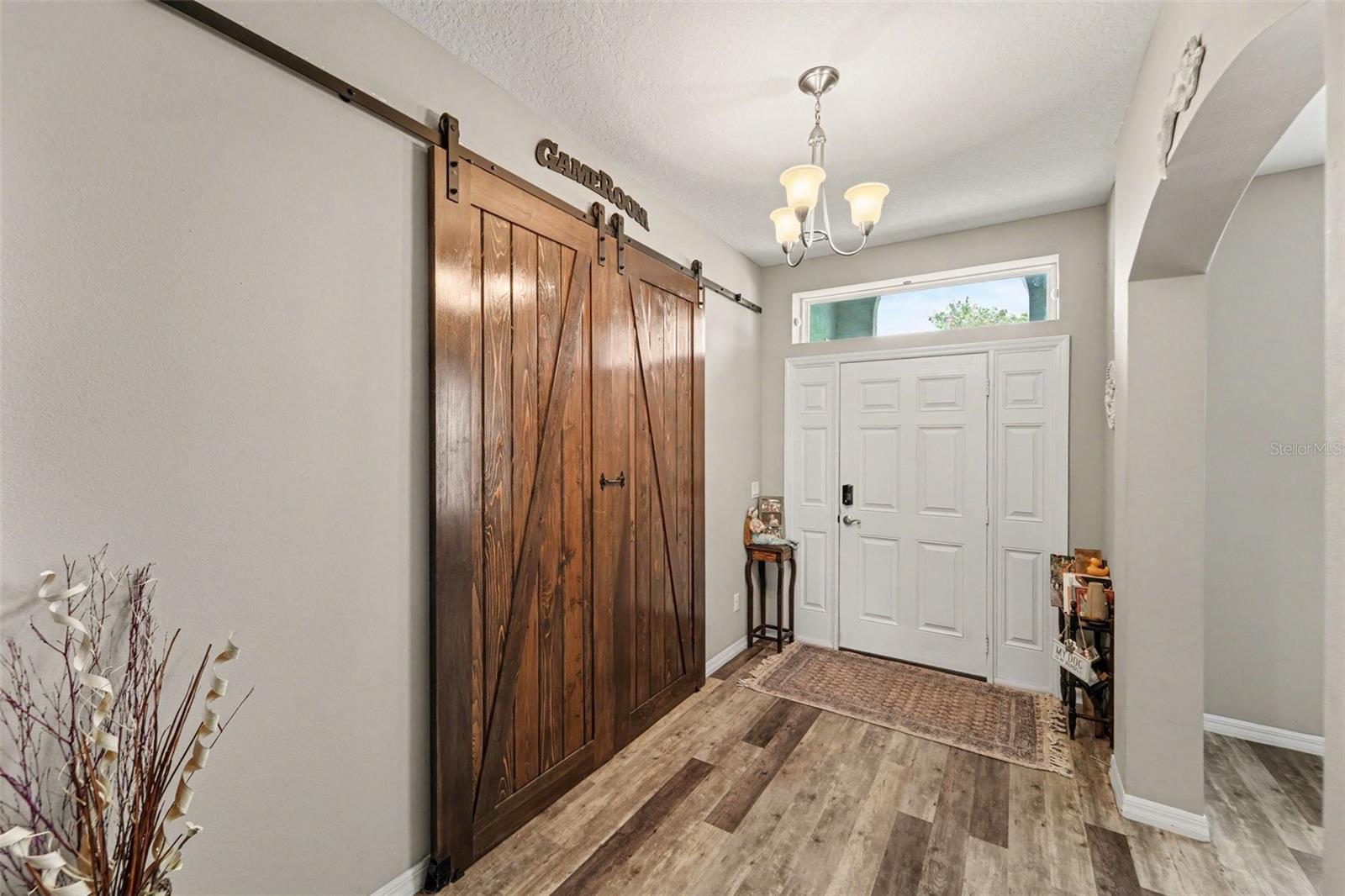 13144 Laurel Crest Ct Property Photo 3