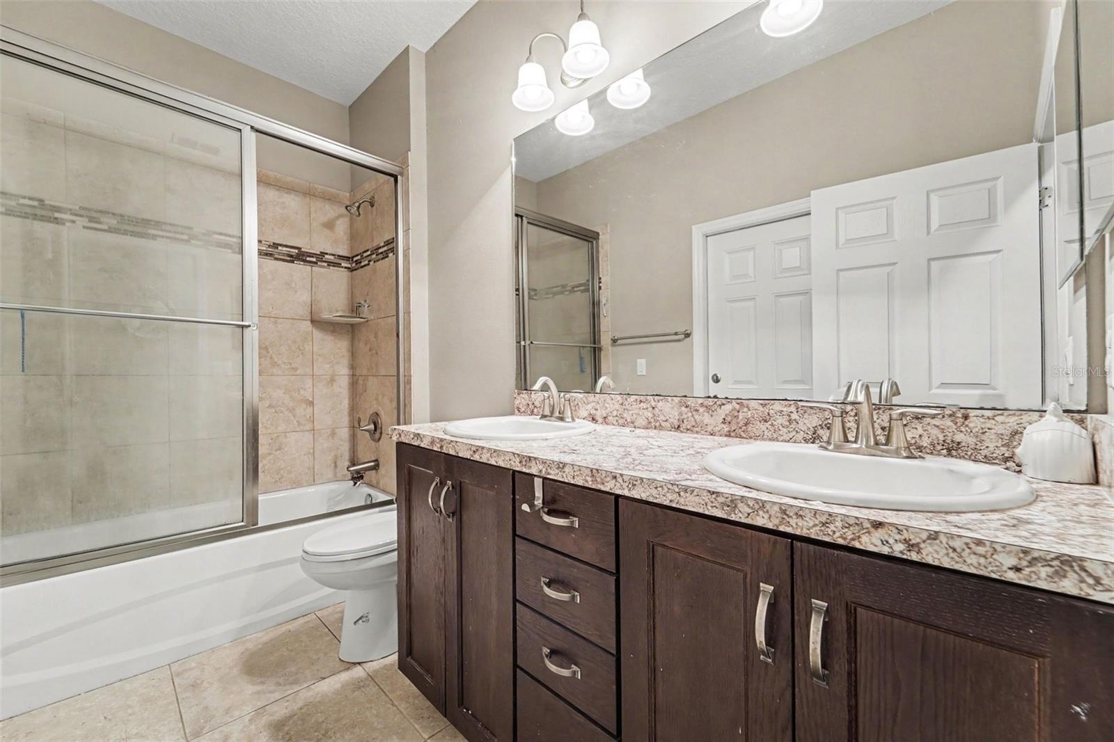 13144 Laurel Crest Ct Property Photo 15