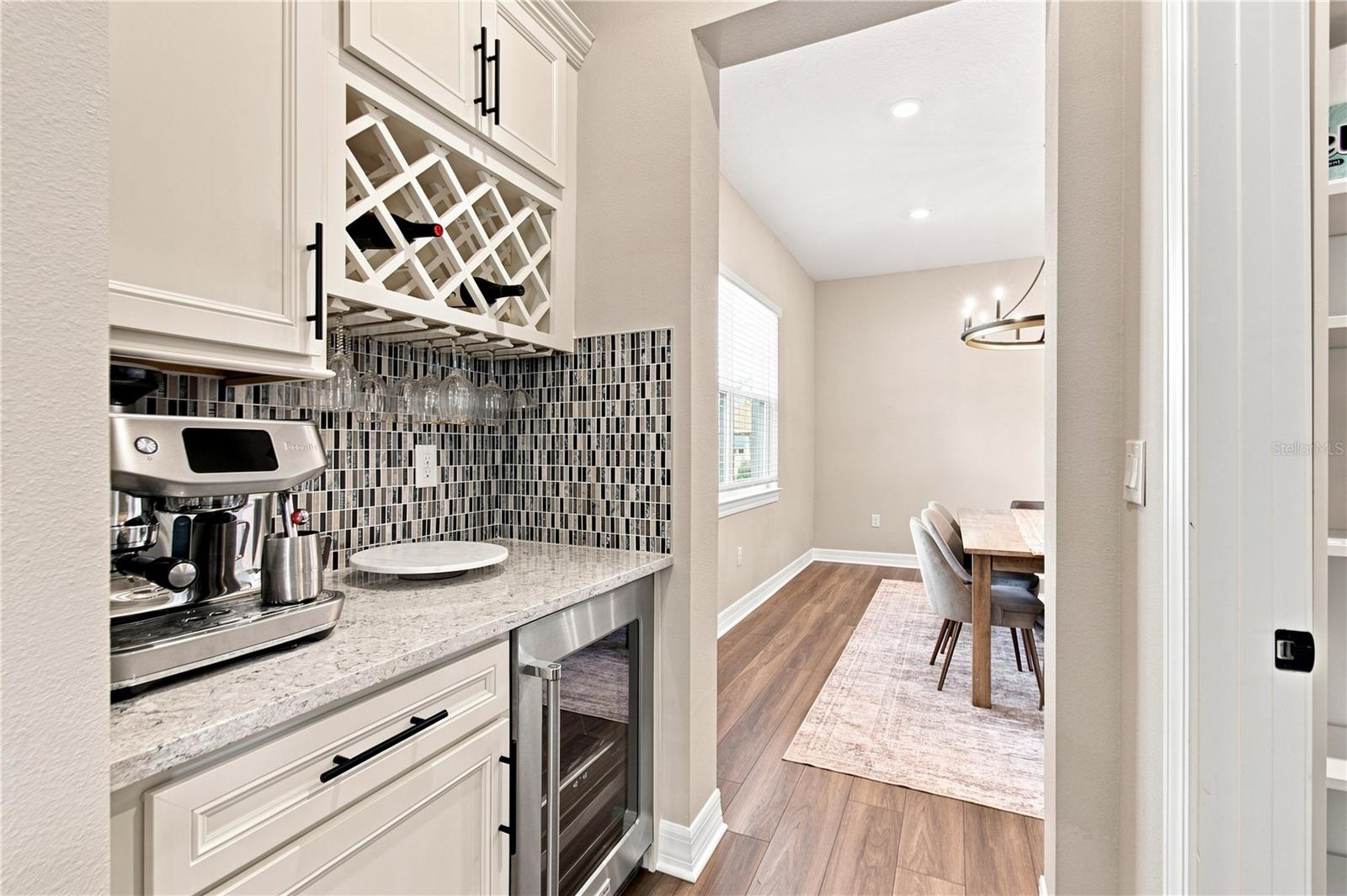 4817 Fair Winds Ct Property Photo 16
