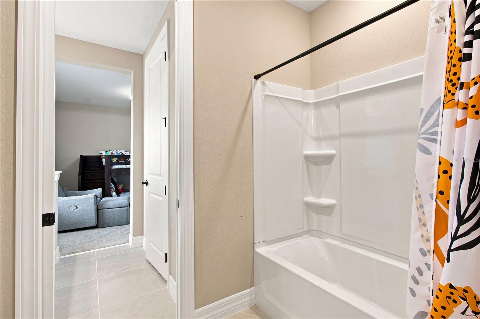 4817 Fair Winds Ct Property Photo 53