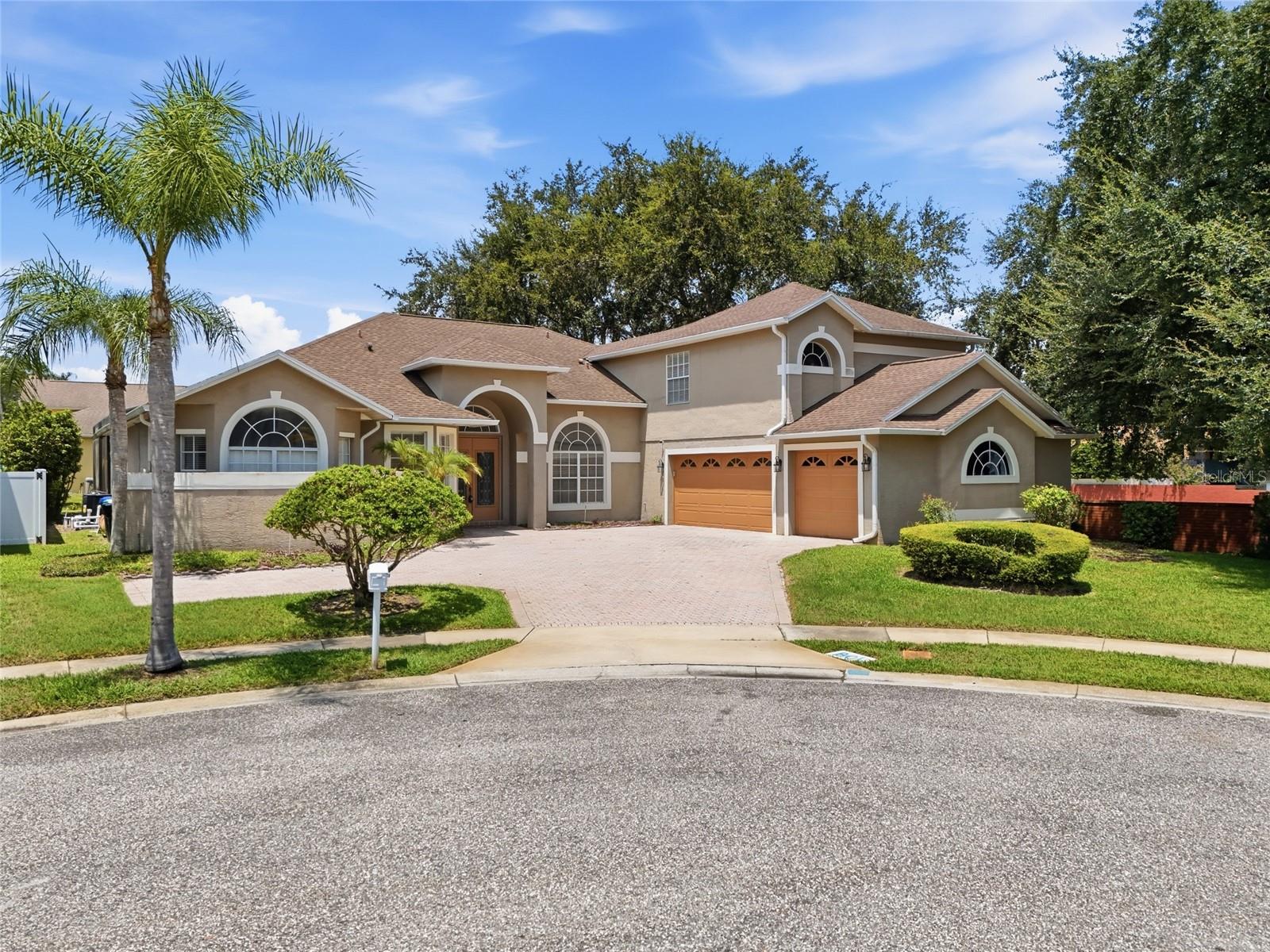 10008 CANOPY TREE CT