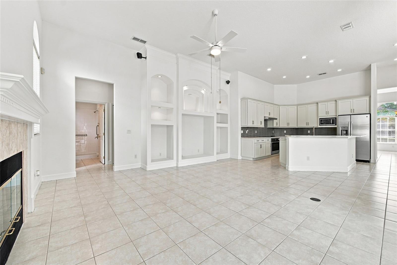 10008 Canopy Tree Ct Property Photo 6