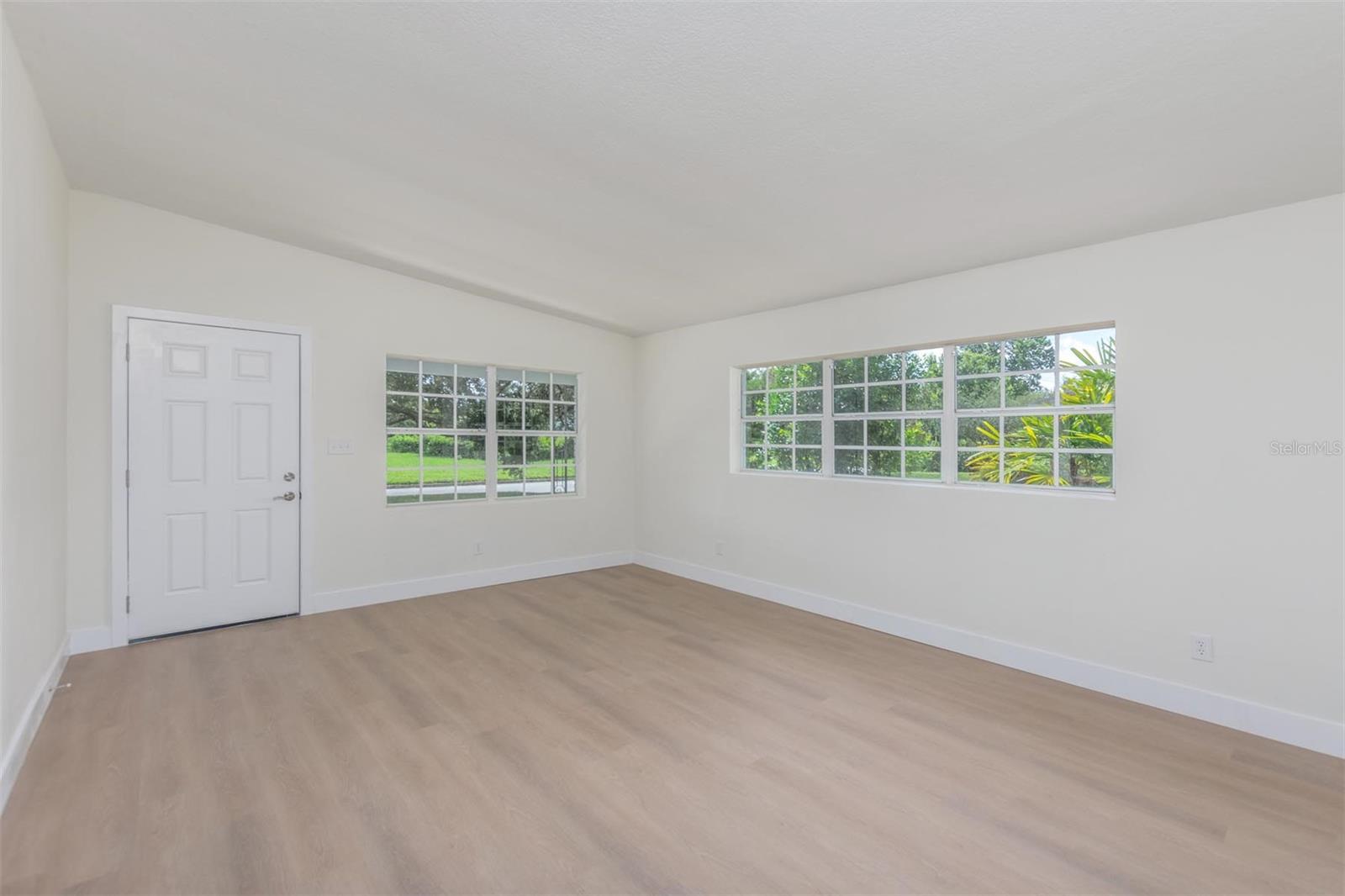 1008 Berwyn Rd Property Photo 14