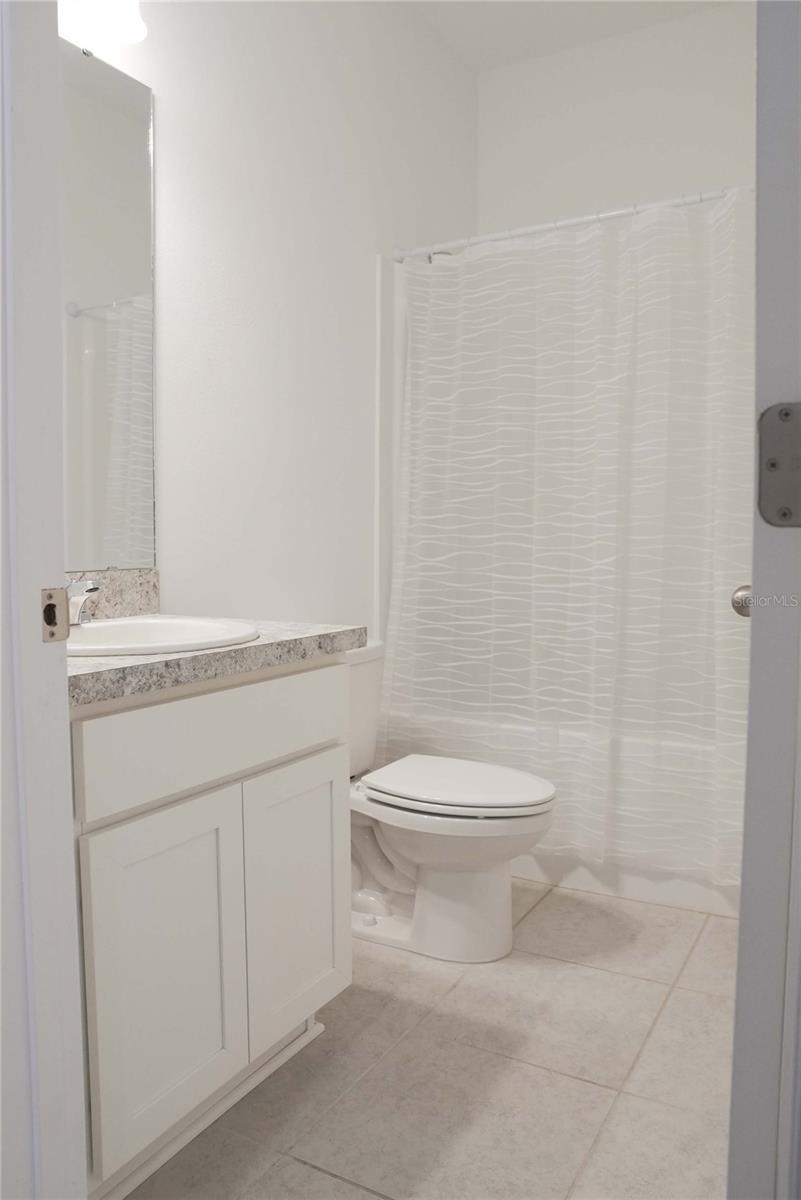 870 Ballantyne Dr Property Photo 12