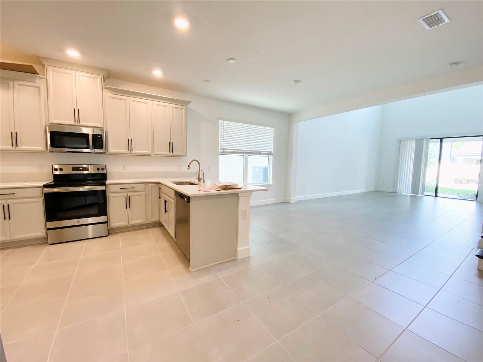 2348 Kestrel Perch Pl Property Photo 8