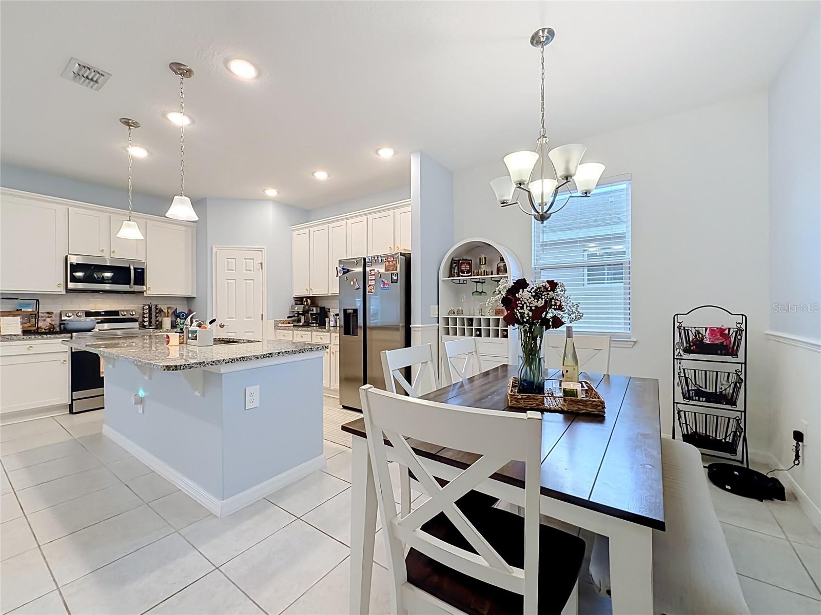 3947 Mayhill Loop Property Photo 8