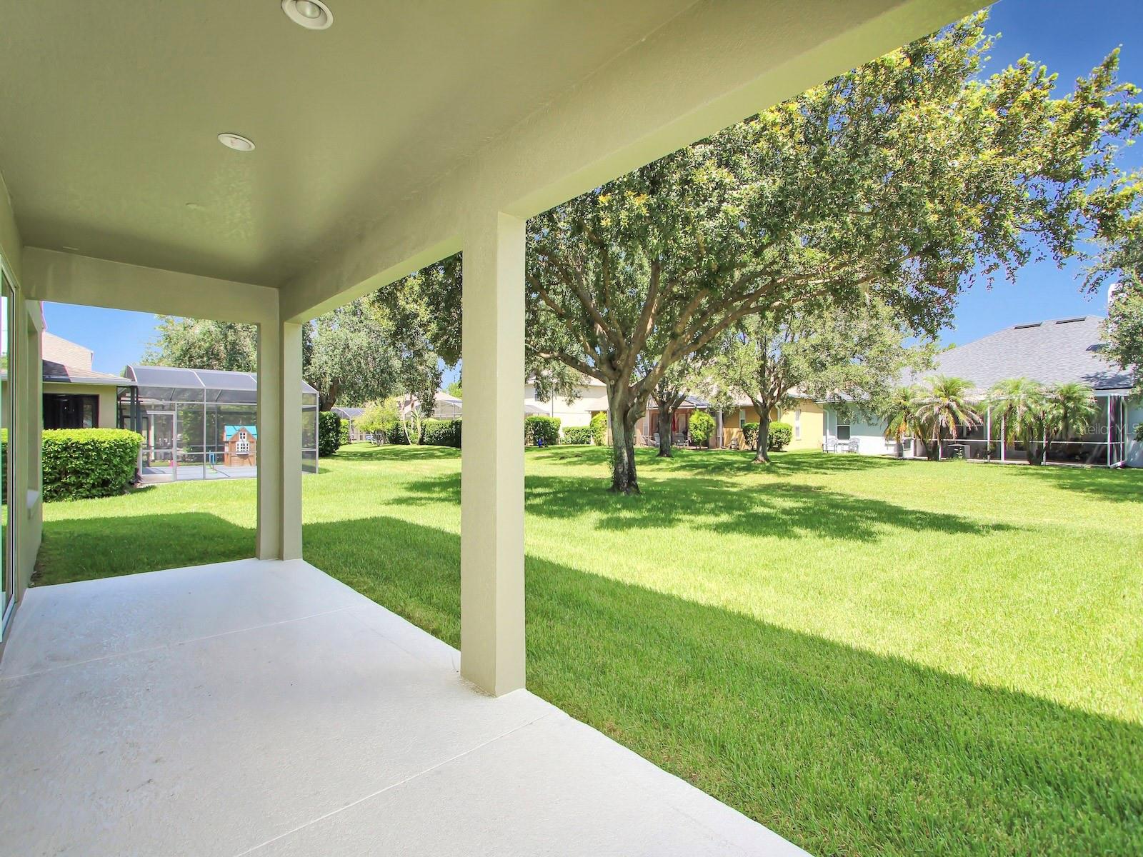 10093 Chardonnay Dr Property Photo 4