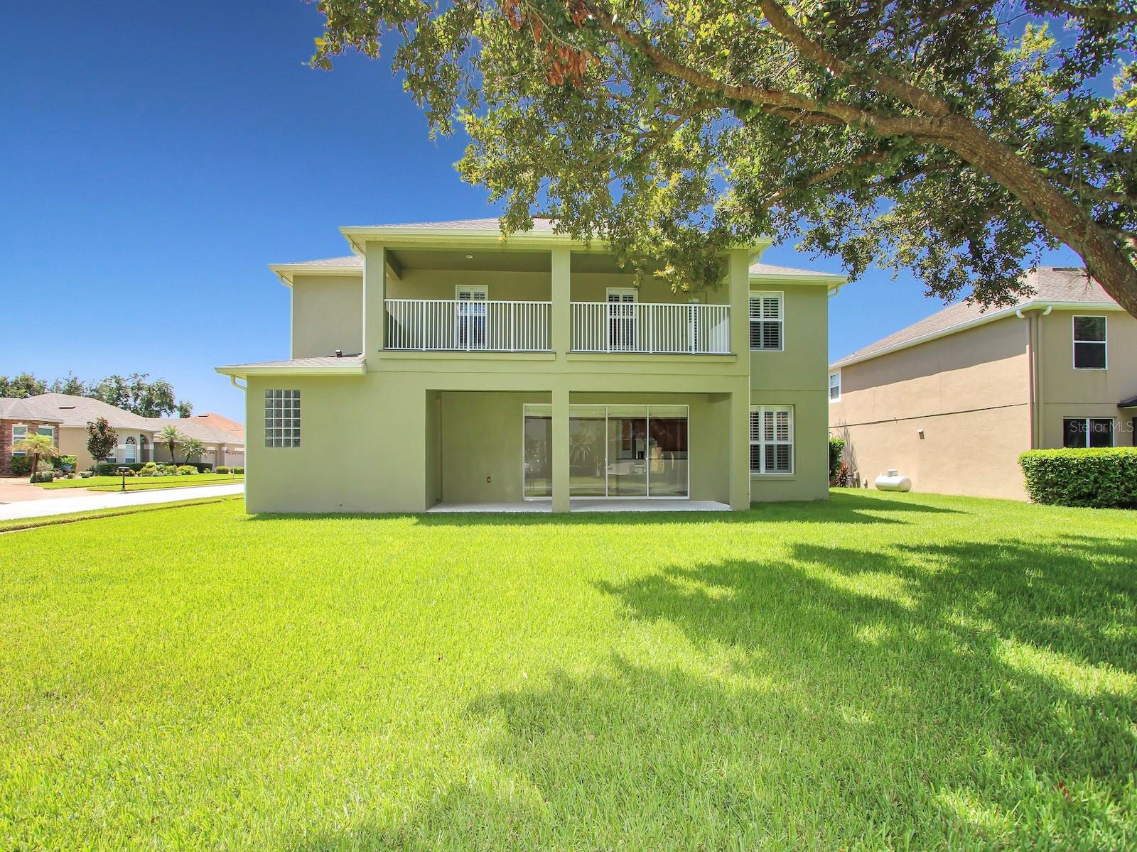 10093 Chardonnay Dr Property Photo 5