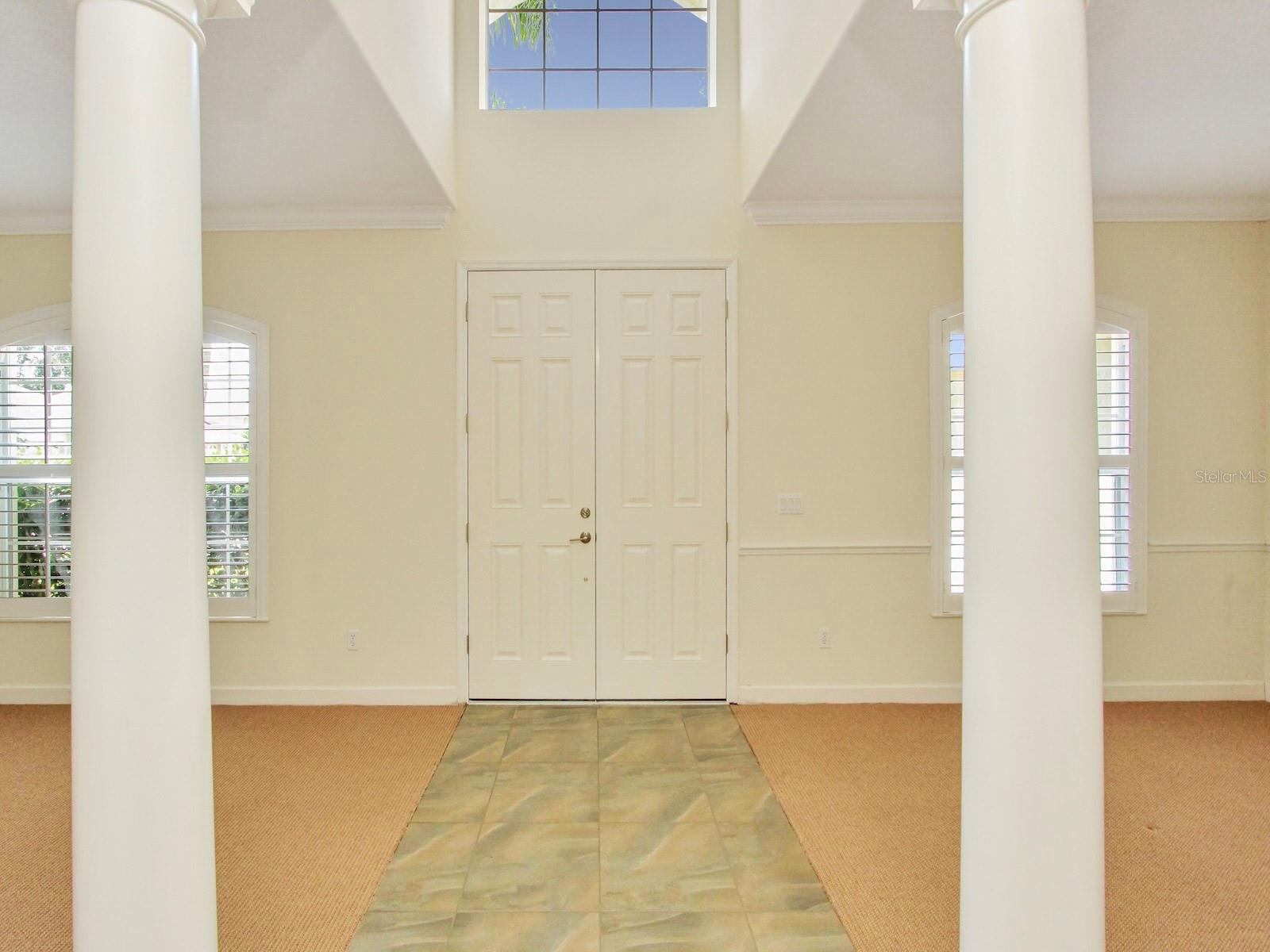 10093 Chardonnay Dr Property Photo 8