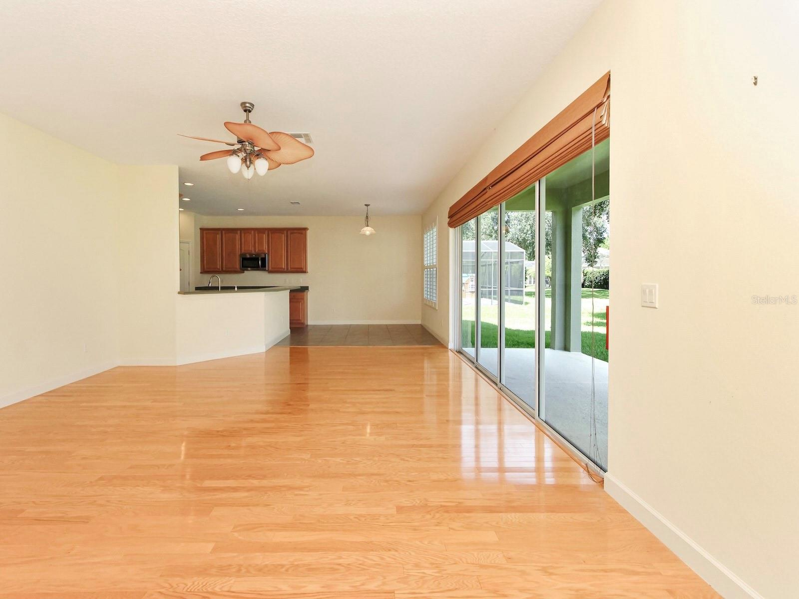 10093 Chardonnay Dr Property Photo 13