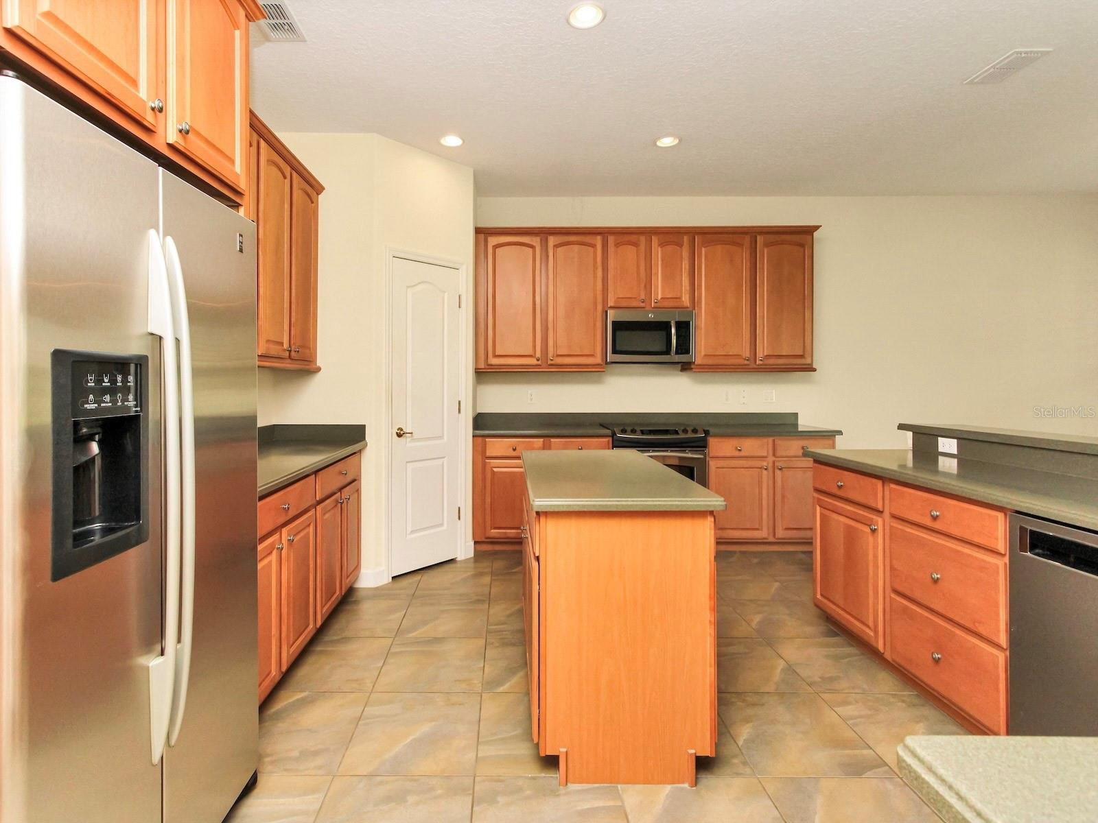 10093 Chardonnay Dr Property Photo 14