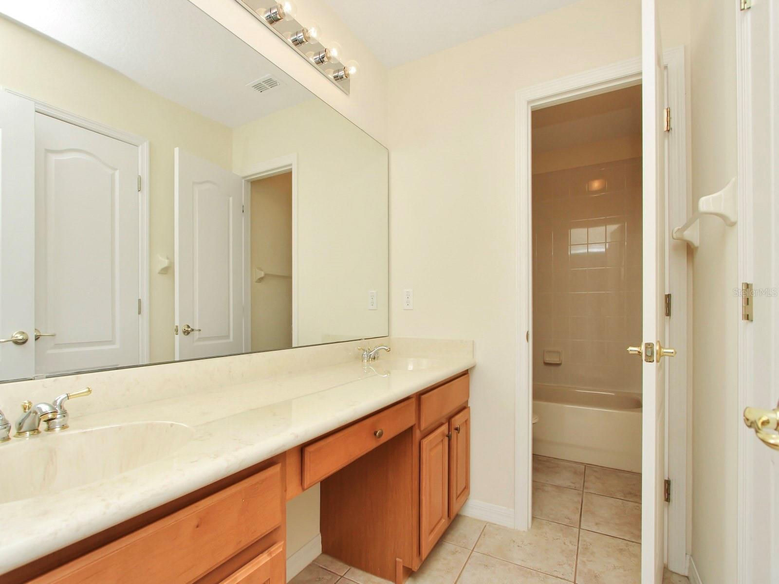 10093 Chardonnay Dr Property Photo 31