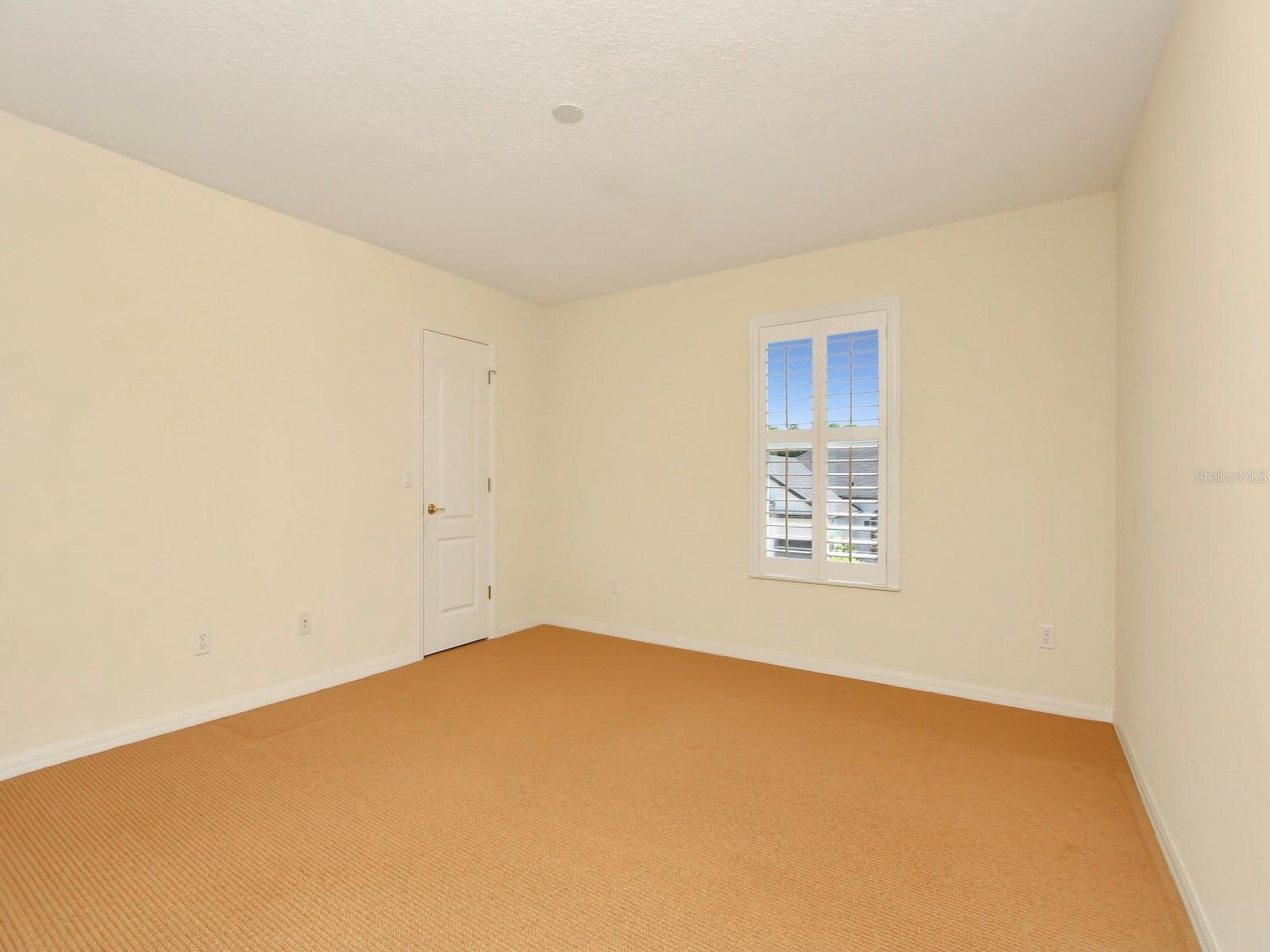 10093 Chardonnay Dr Property Photo 32