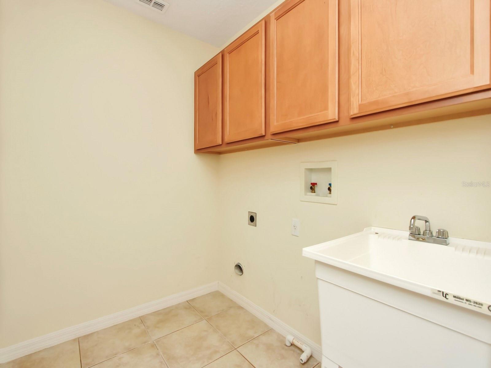 10093 Chardonnay Dr Property Photo 34