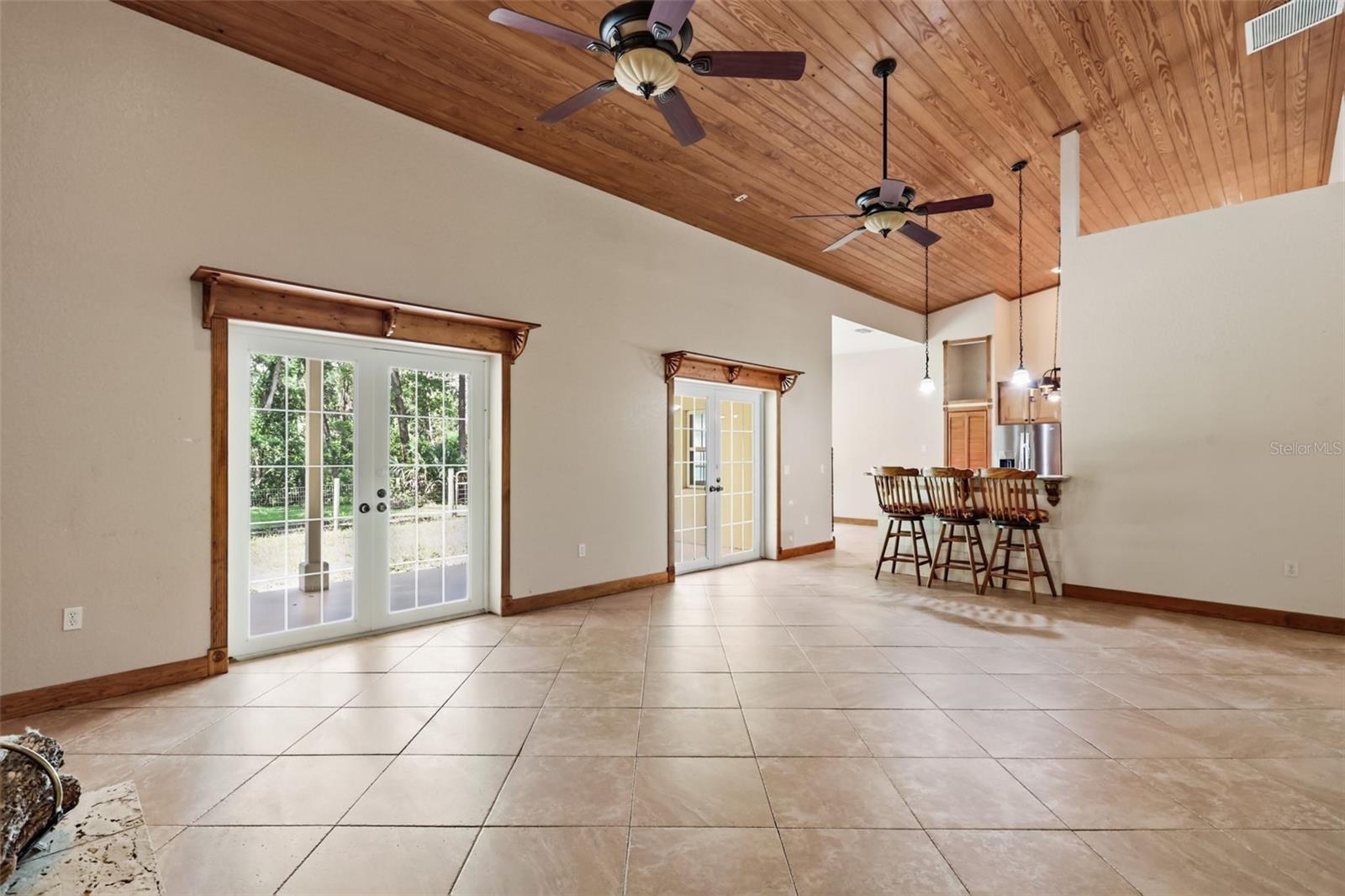 1685 Manor Way Property Photo 16