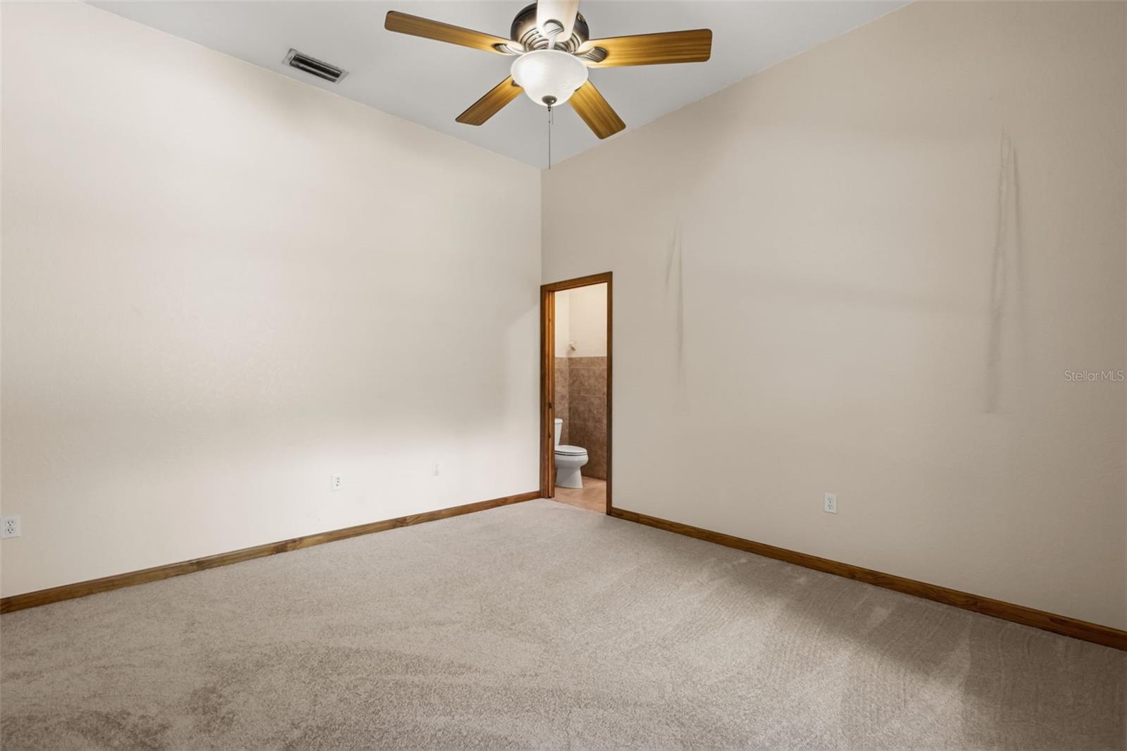 1685 Manor Way Property Photo 32