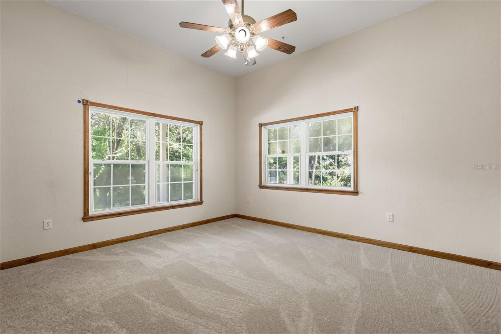1685 Manor Way Property Photo 36