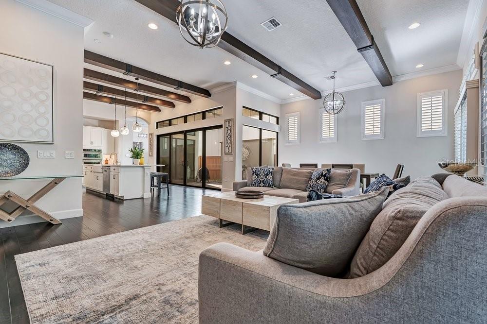 8449 Via Vittoria Way Property Photo 11