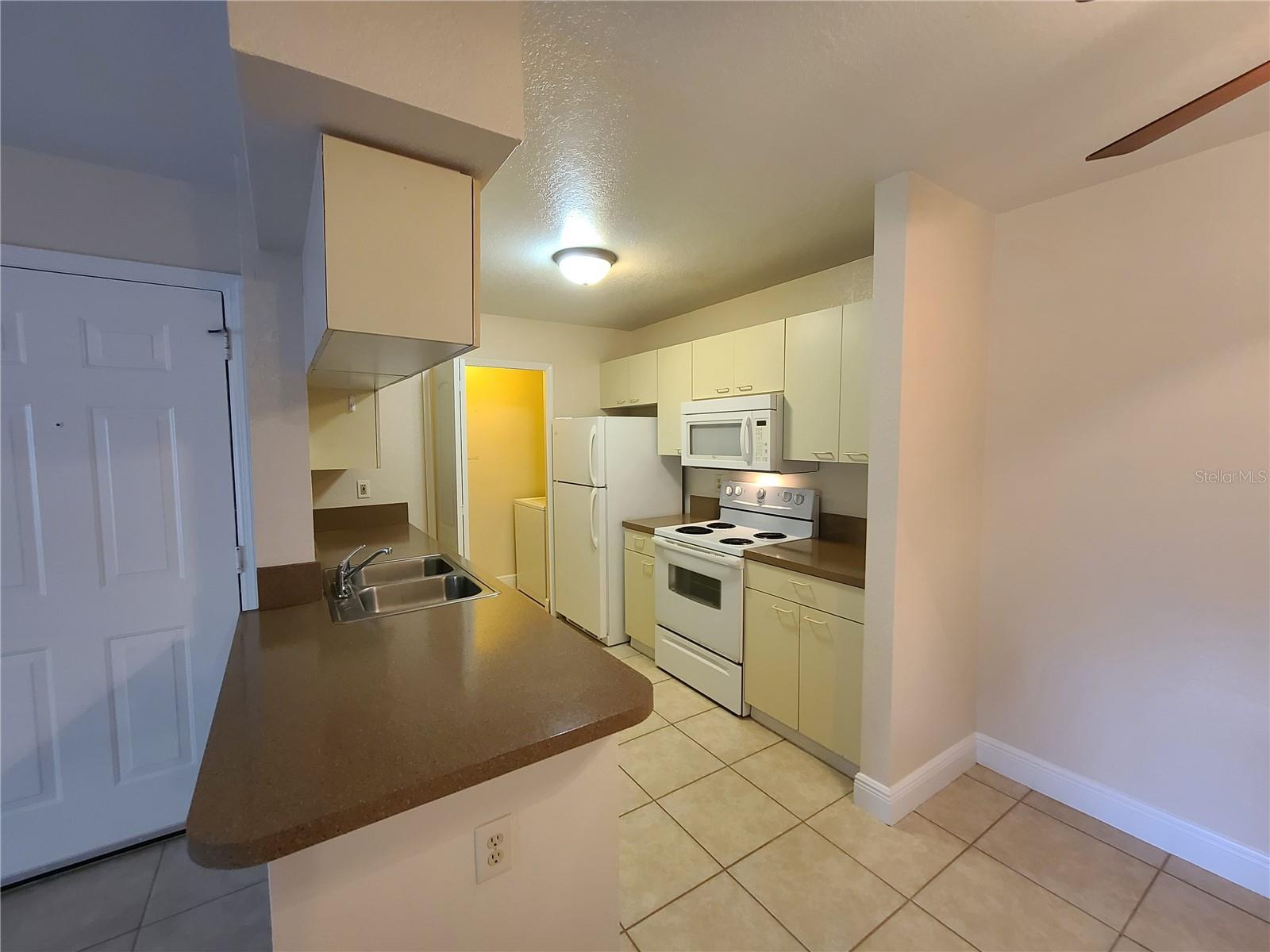 O6434547 Property Photo 5