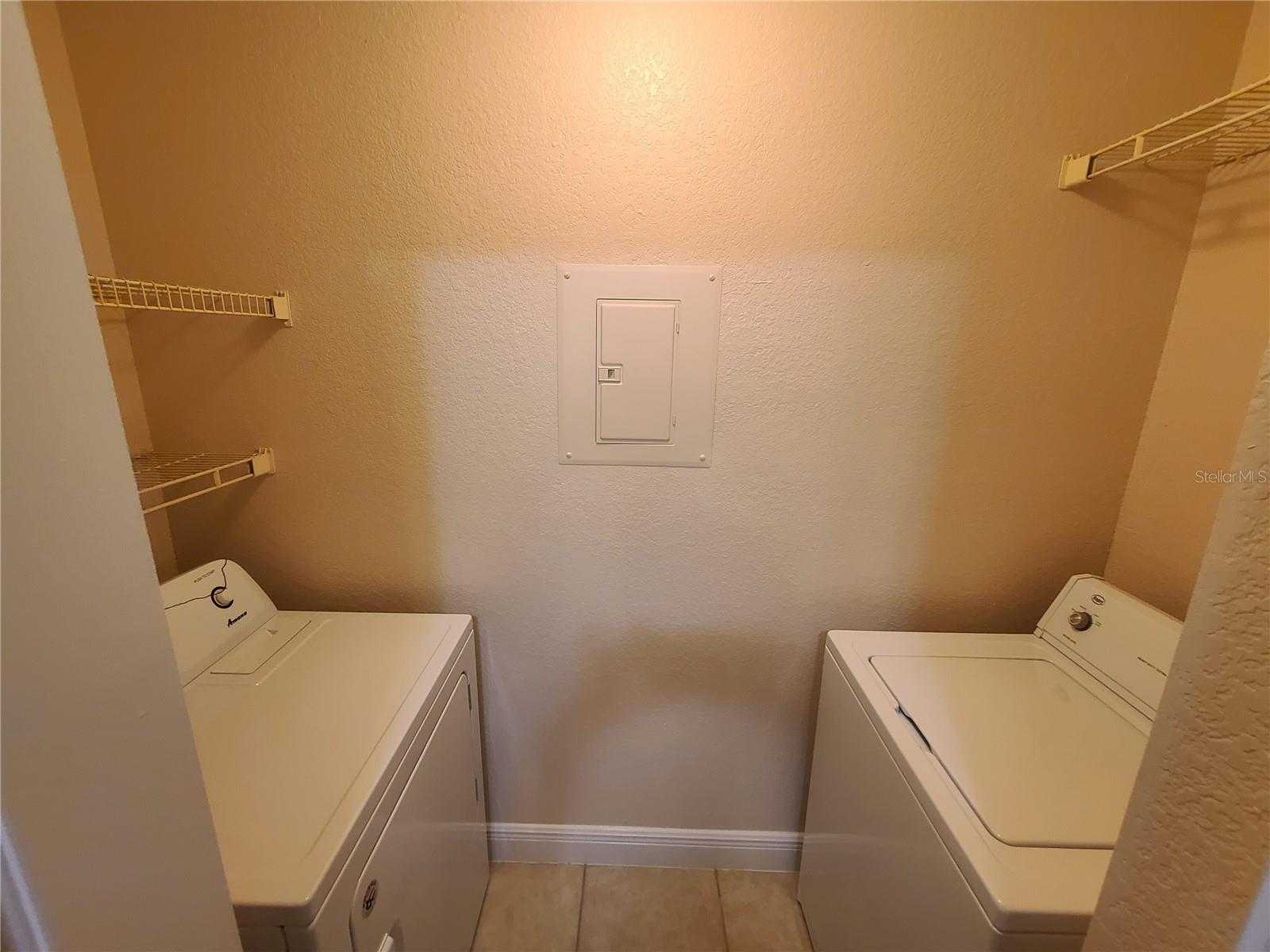 O6434547 Property Photo 9
