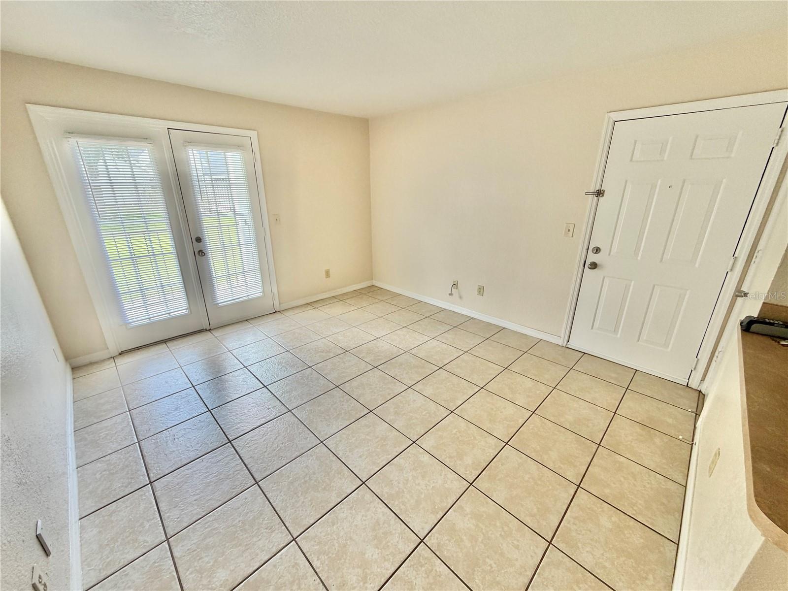 2550 N Alafaya Trl #2111 Property Photo 4