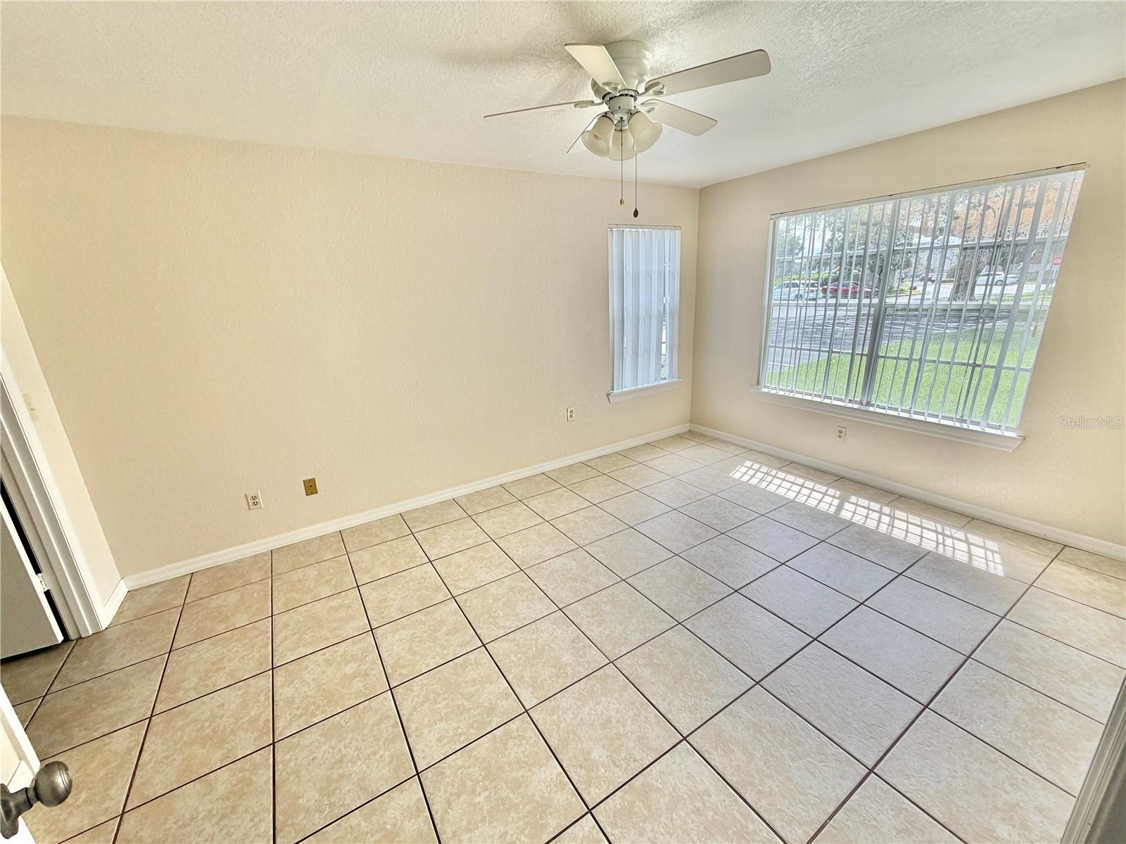 2550 N Alafaya Trl #2111 Property Photo 9