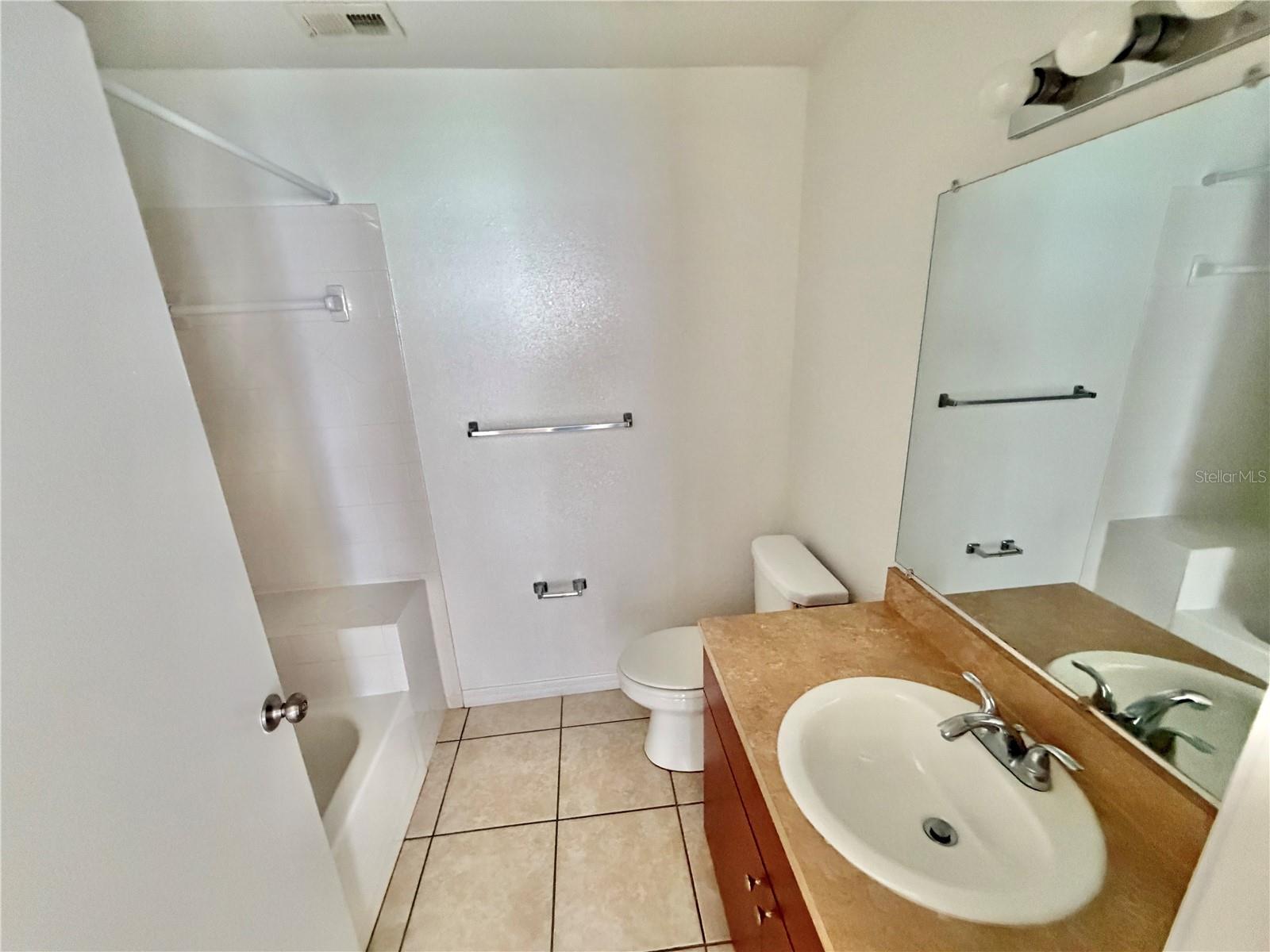 2550 N Alafaya Trl #2111 Property Photo 12