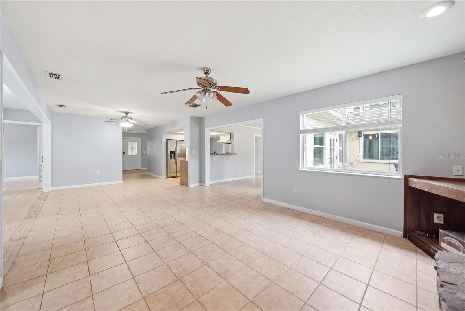 8334 Crosswicks Dr Property Photo 6