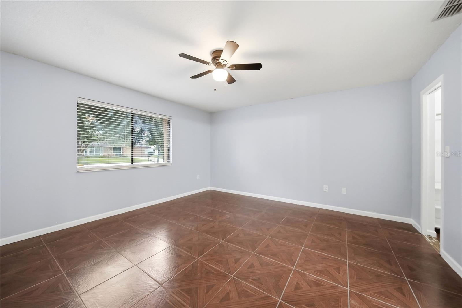 8334 Crosswicks Dr Property Photo 25