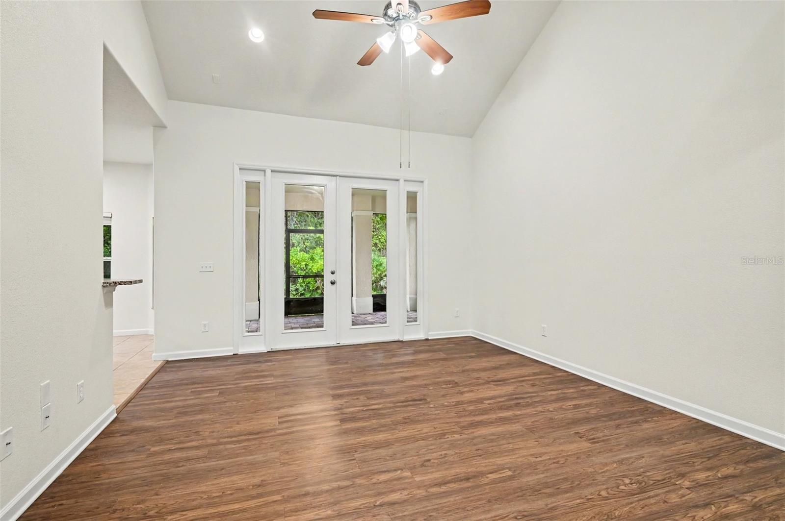 10546 Willow Ridge Loop Property Photo 5