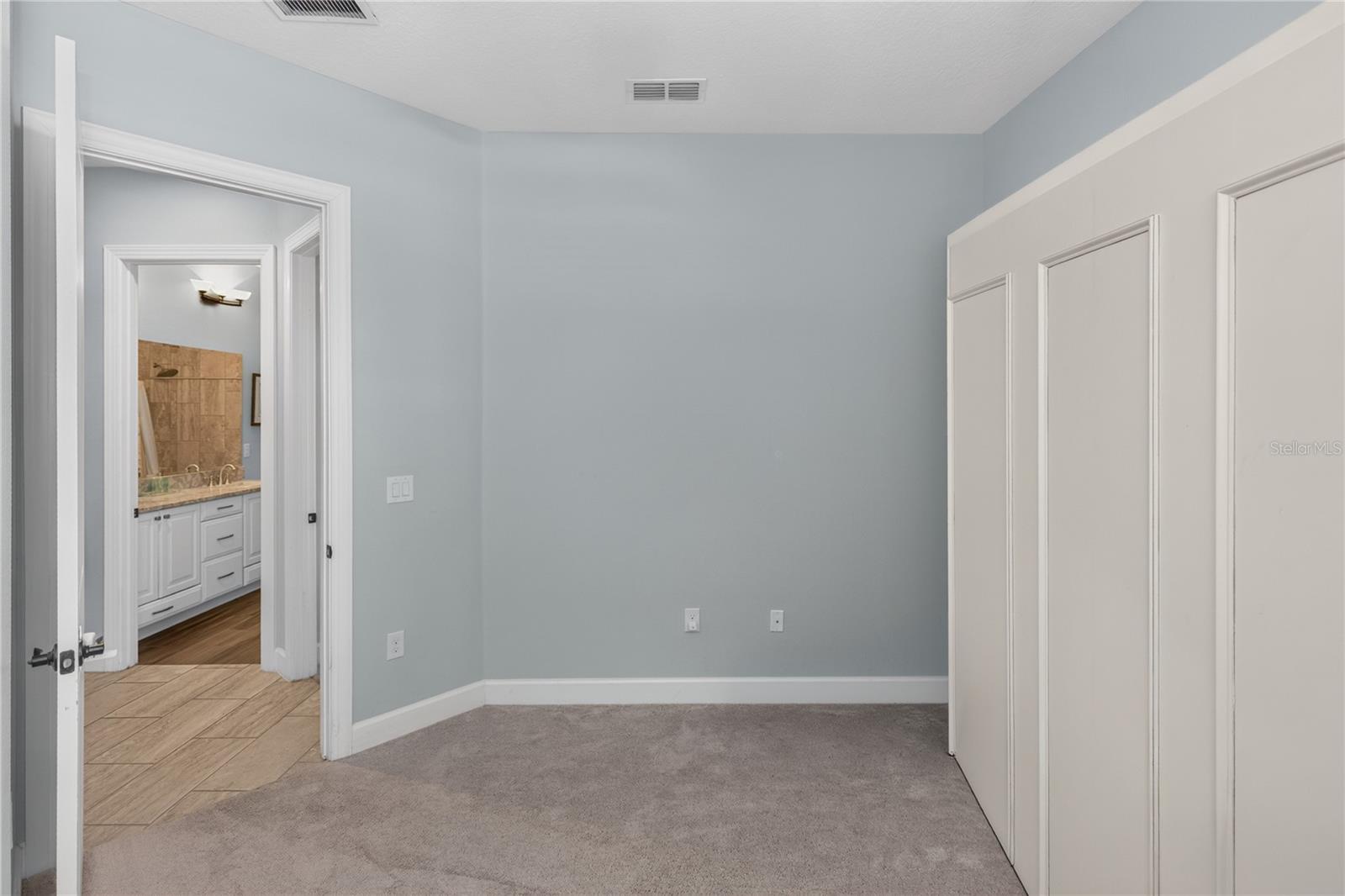 18704 Sheldon St Property Photo 20