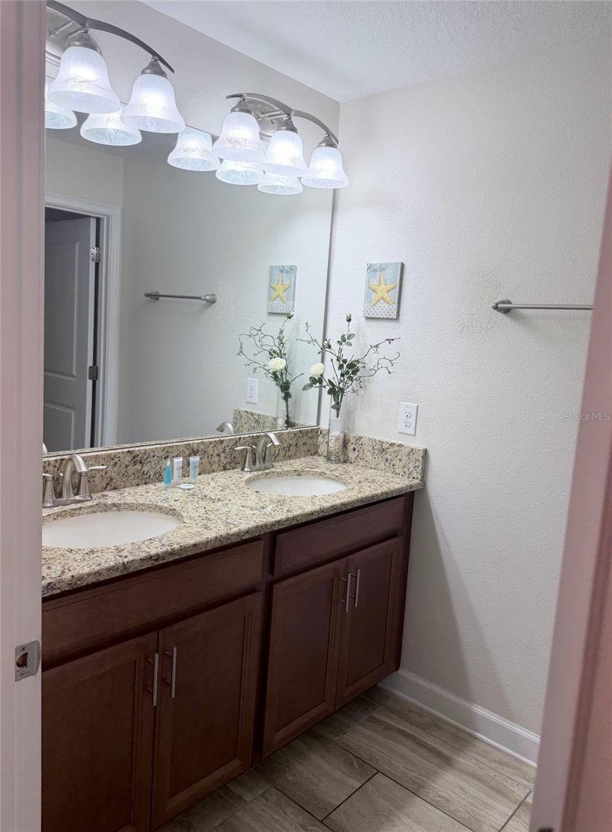 1568 Moon Valley Dr Property Photo 25