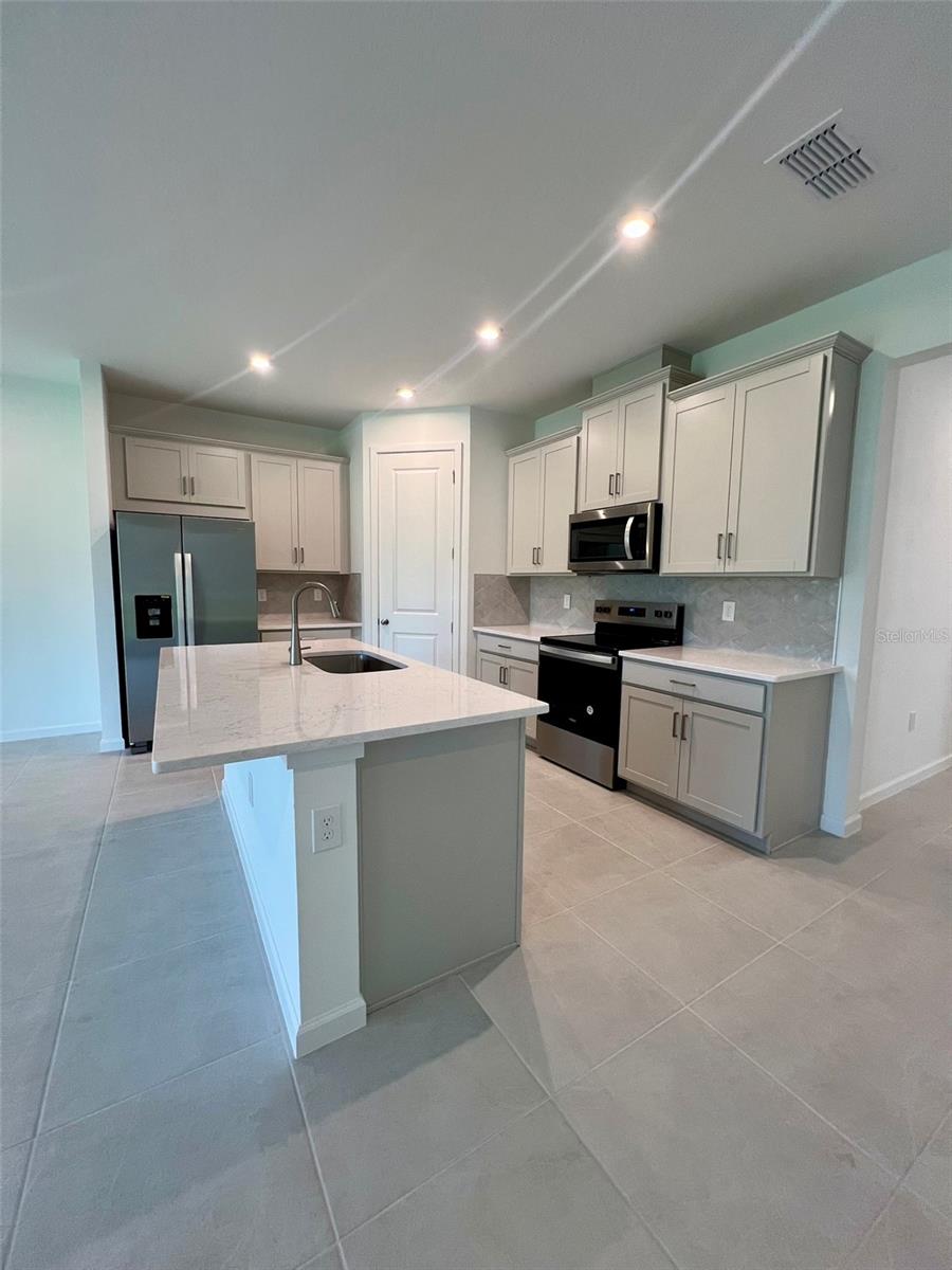 3497 Banana Shrub Blvd Property Photo 7