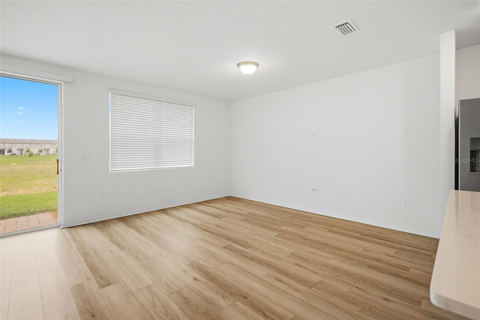 16344 Happy Eagle Dr Property Photo 7