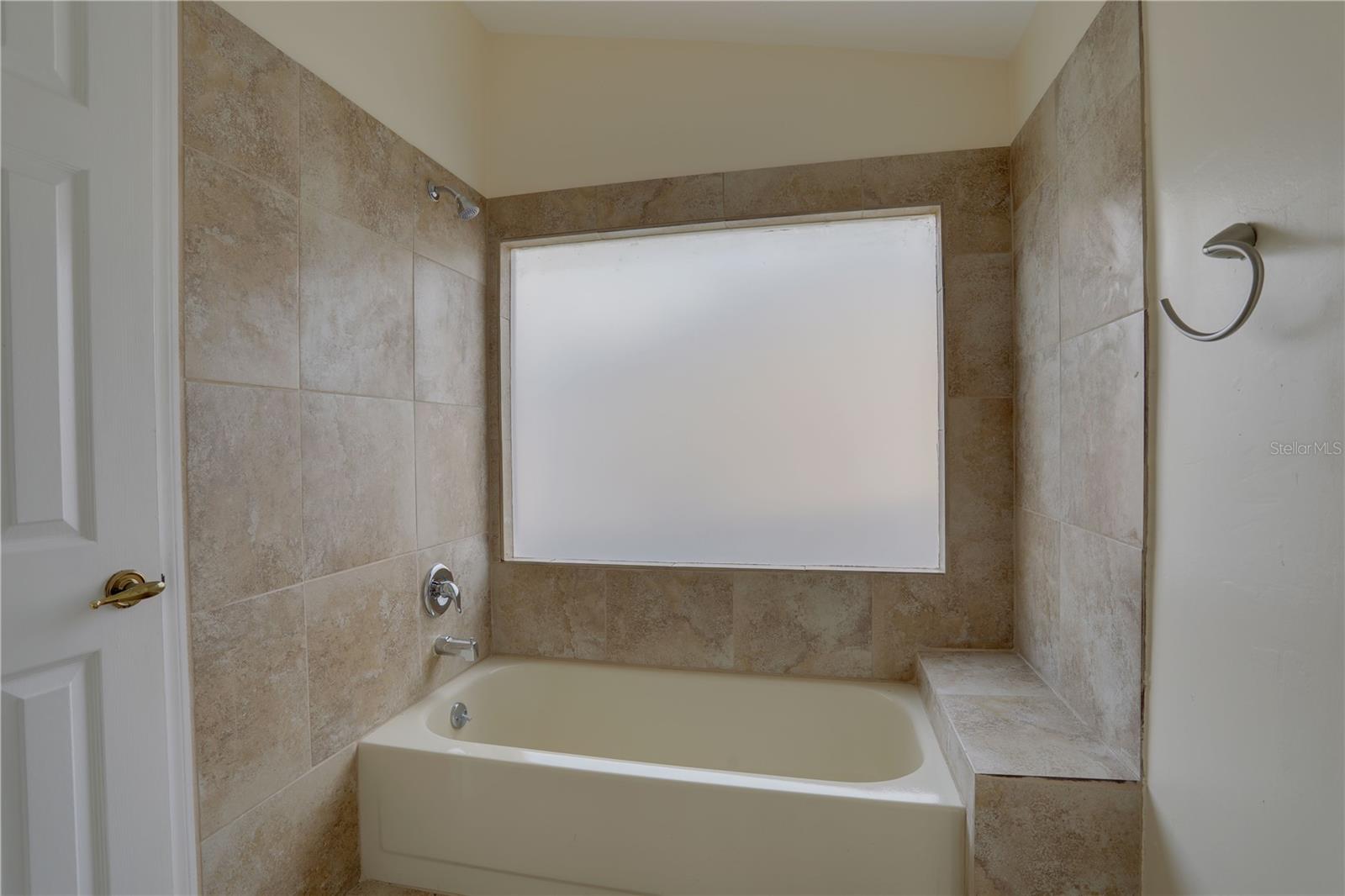 5212 Abelia Dr Property Photo 14