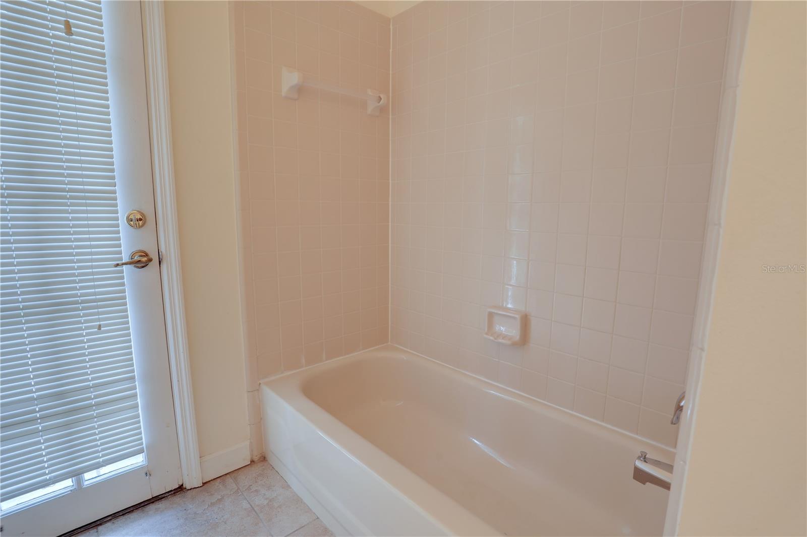 5212 Abelia Dr Property Photo 20