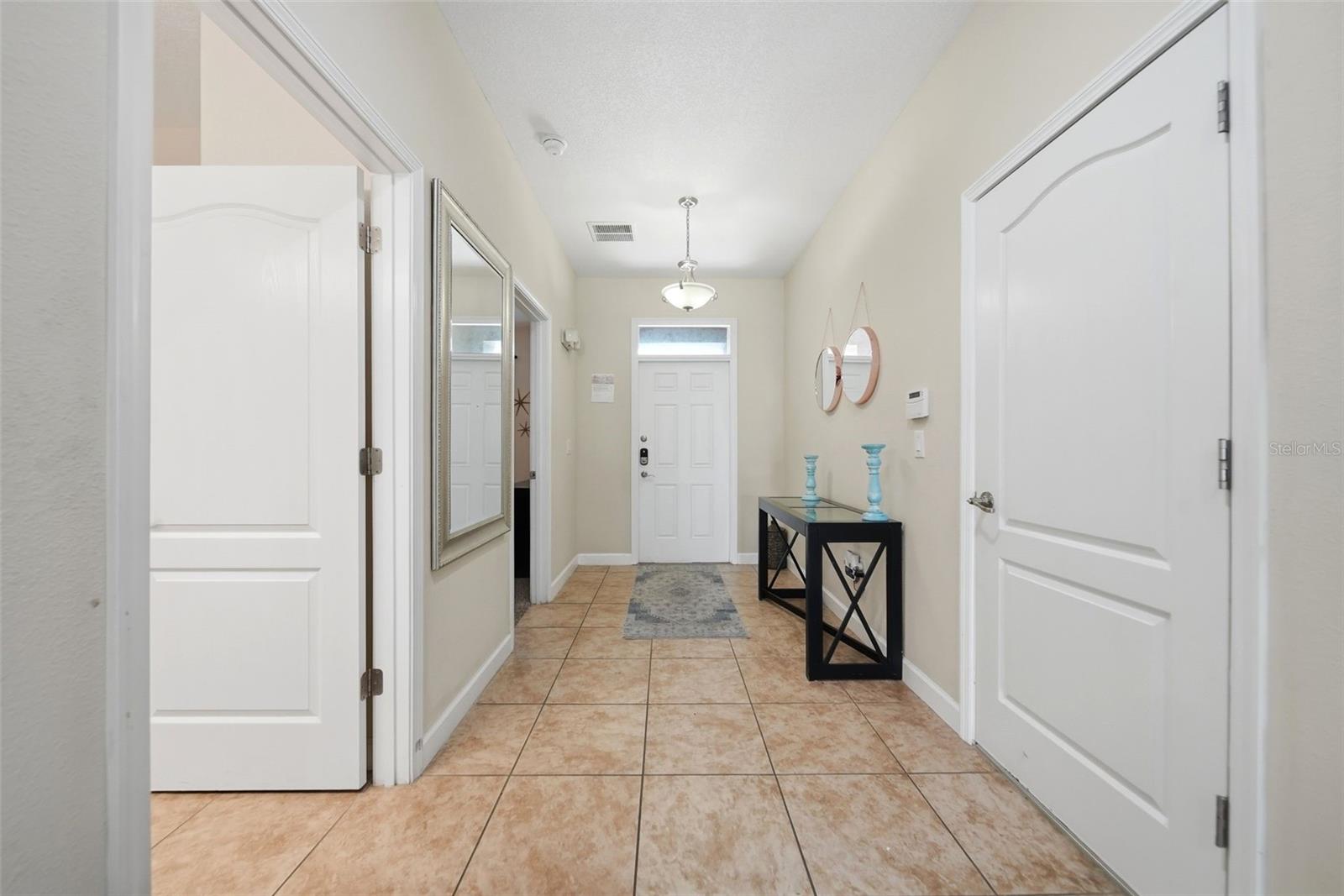 1416 Moon Valley Dr Property Photo 3